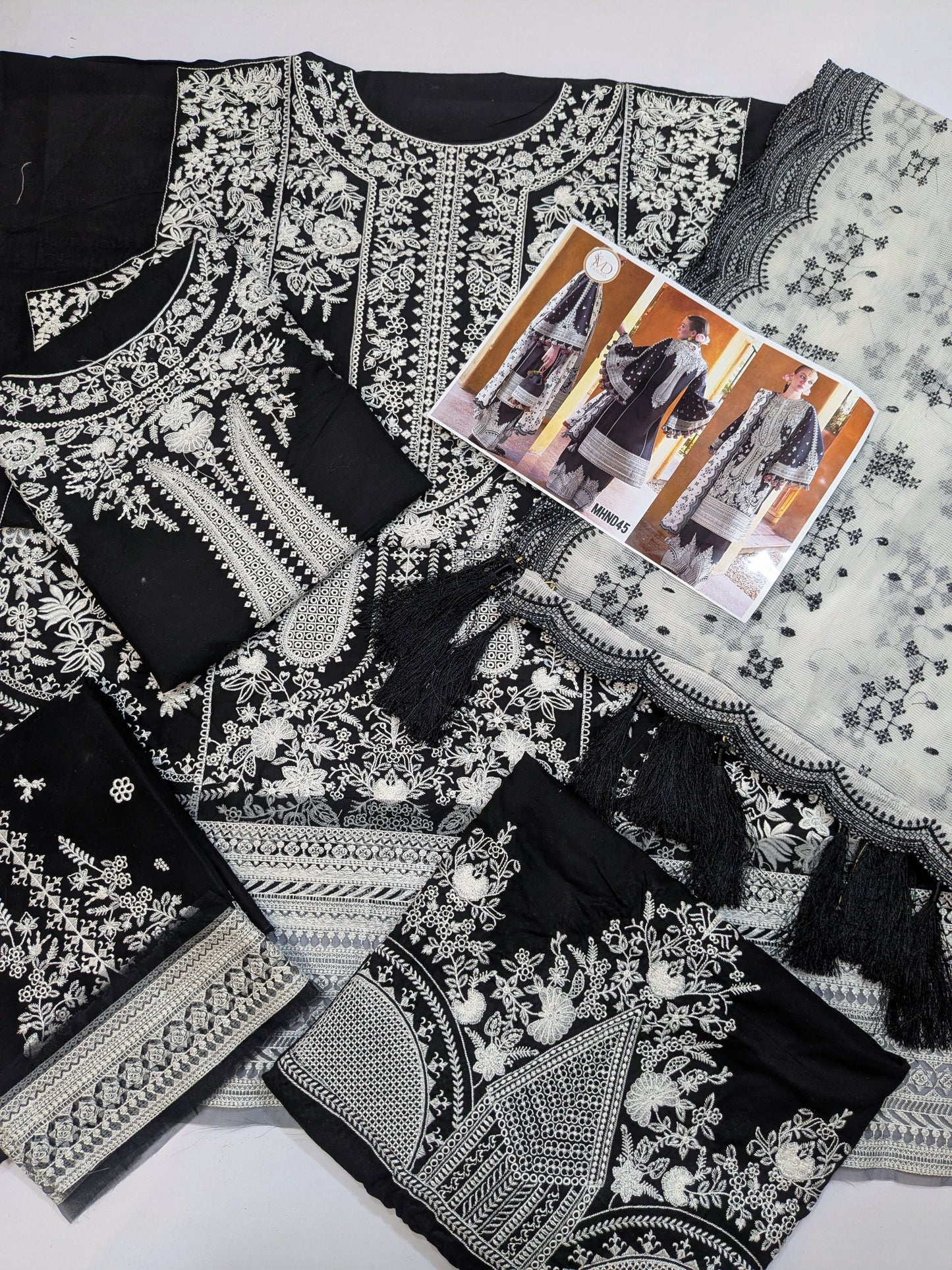 HUSSAIN REHAR LUXURIOUS LAWN CHIKENKARI SHAMS