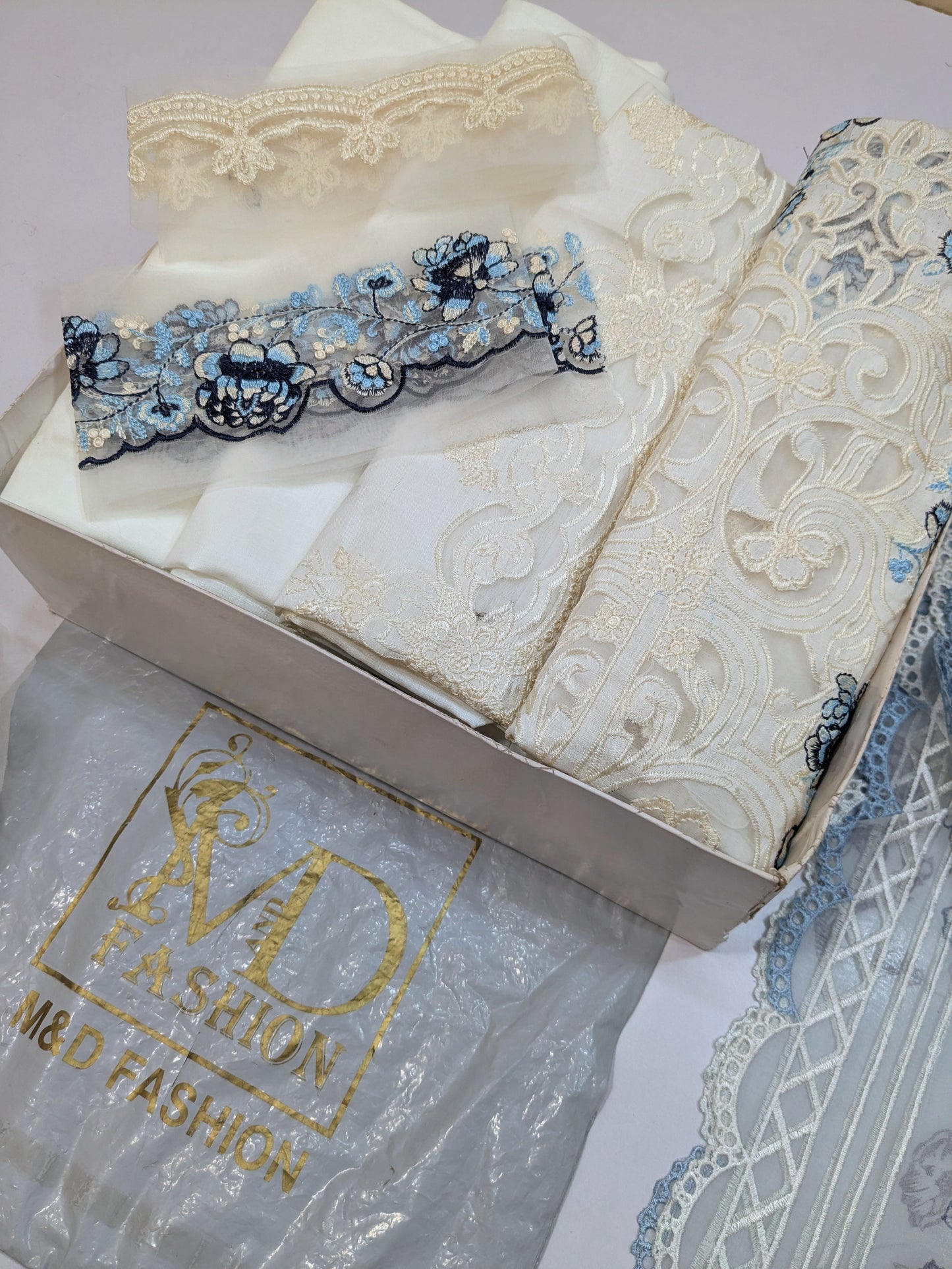MARIA B LUXURIOUS LAWN WHITE AND BLUE
