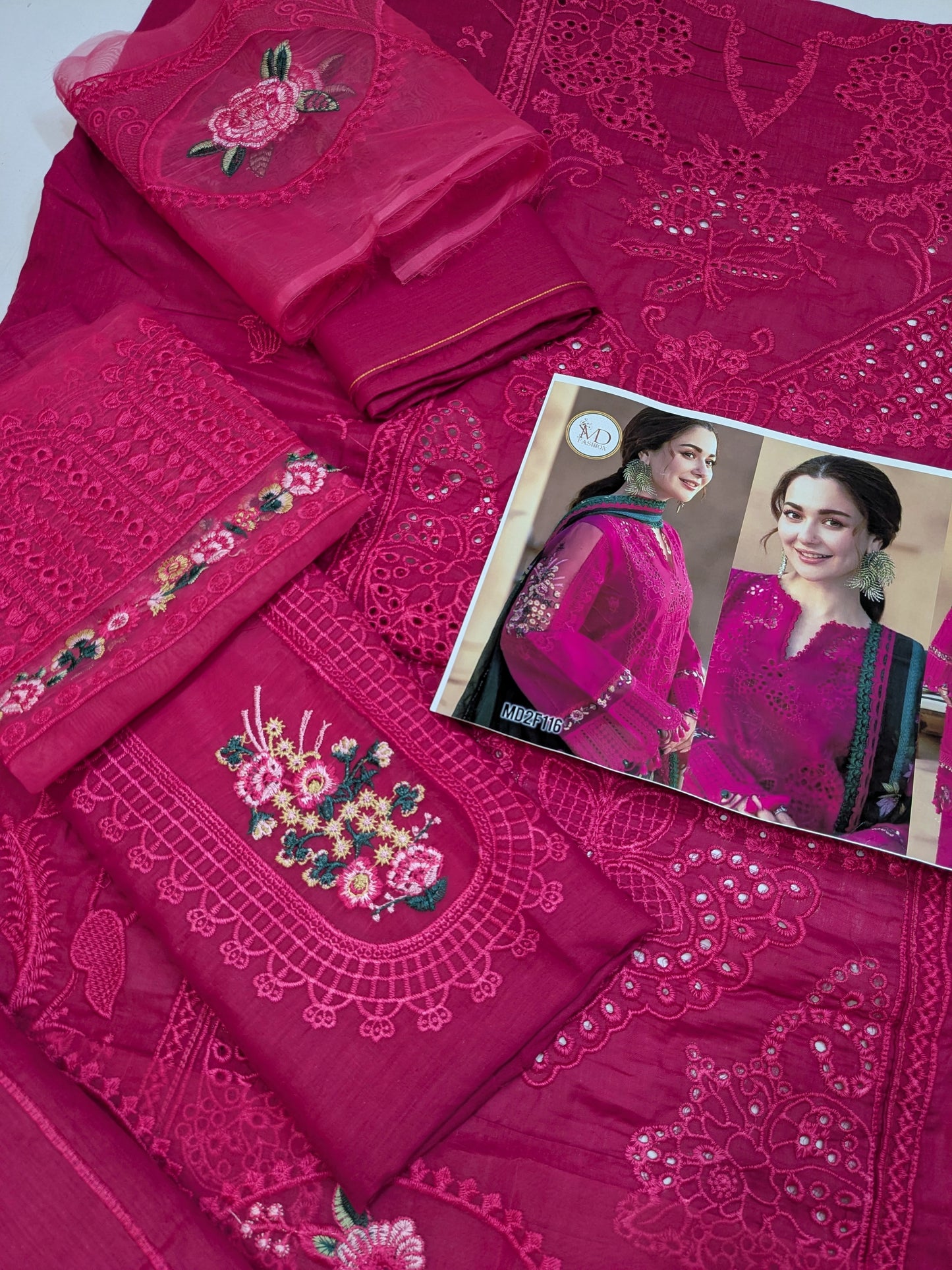 SAIRA RIZWAN HANIA CHIKENKARI EMBROIDERED LAWN