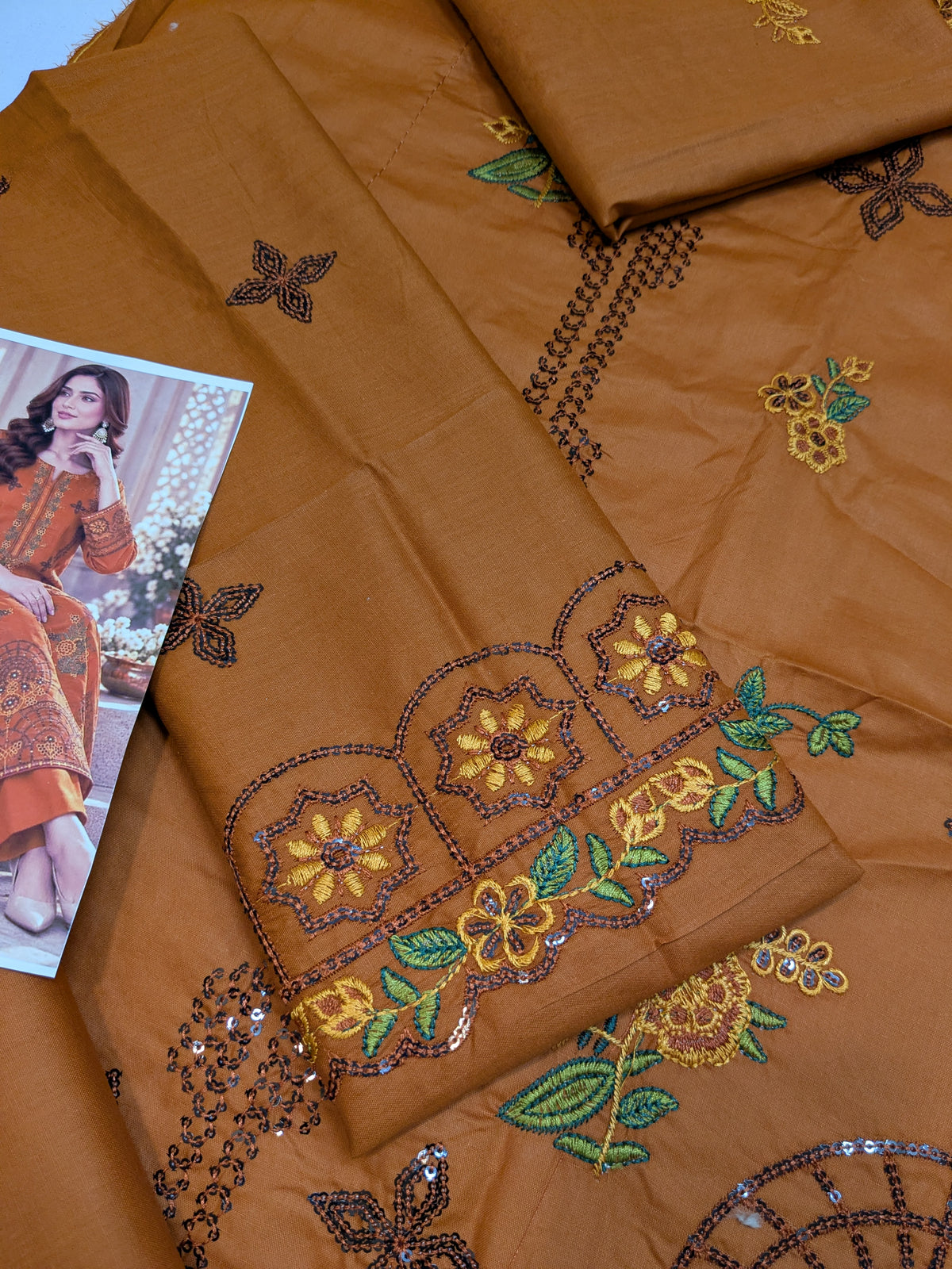 MAHIRA 04 MARIGOLD LAWN COTTON DRESS WITH CHIFFON DUPPATA