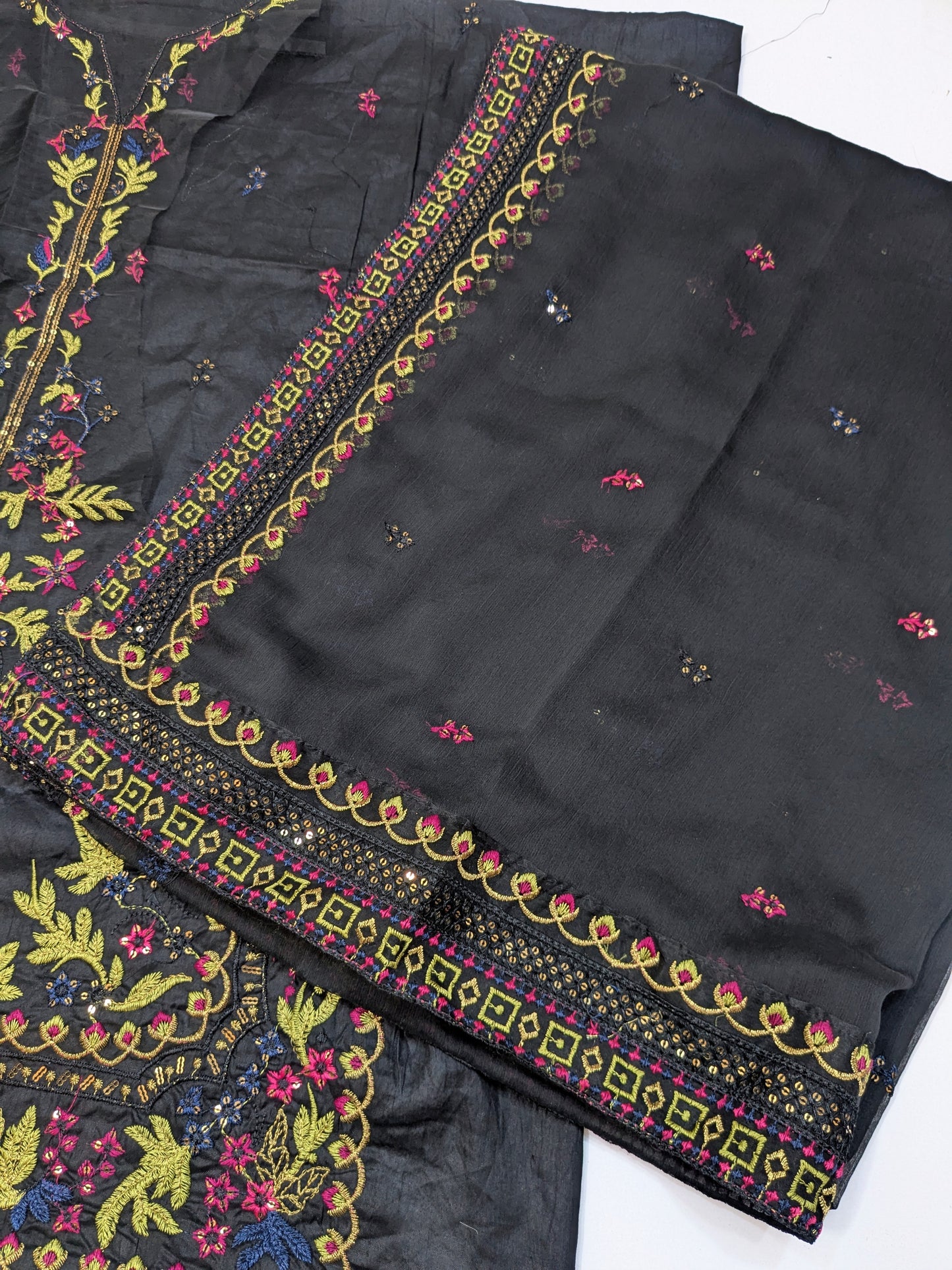 MUSHQ NUVERA LUXURIOUS LAWN BLACK