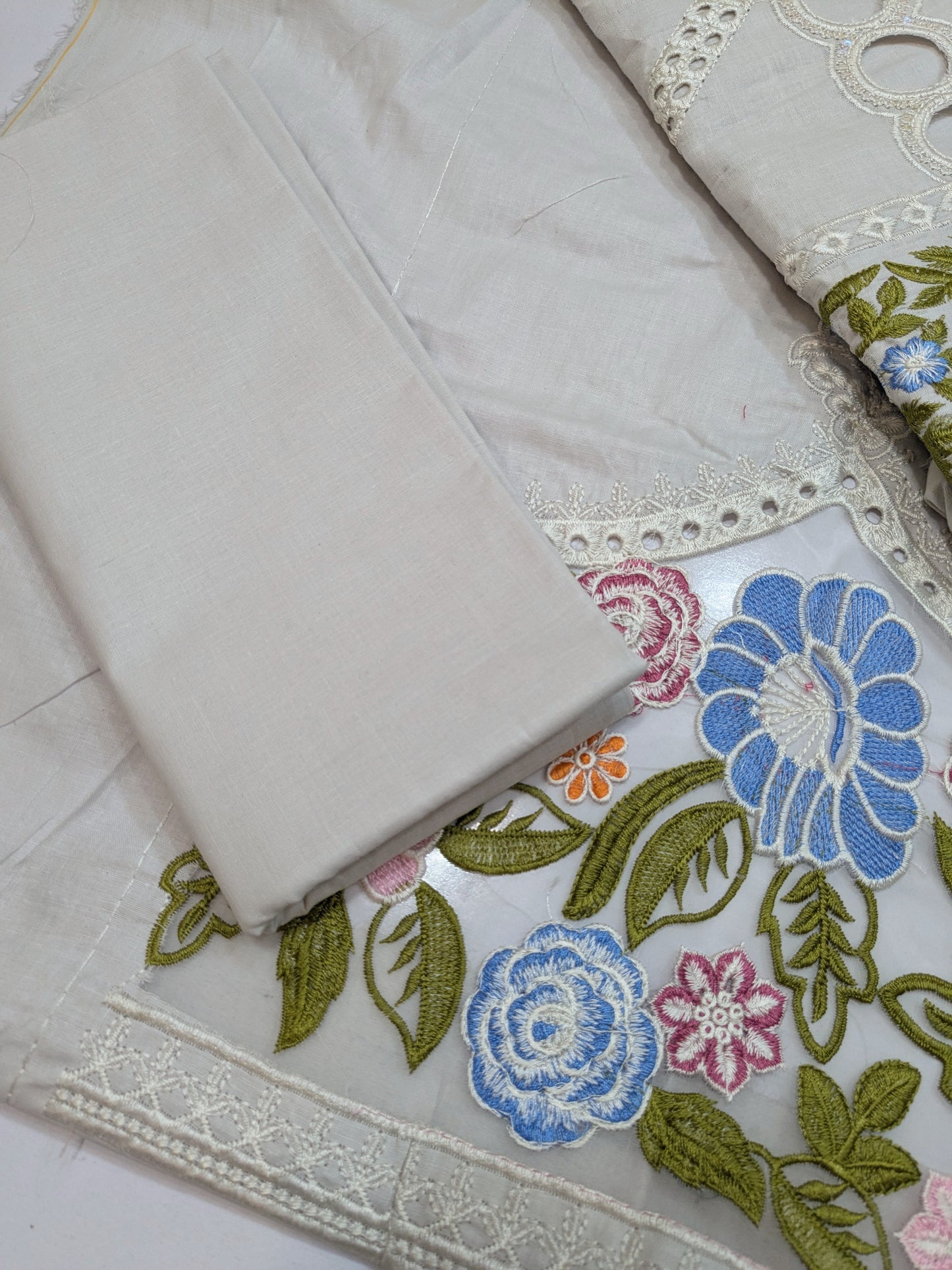 PARISHAY SYRA PEARL WHISPER LUXURY LAWN