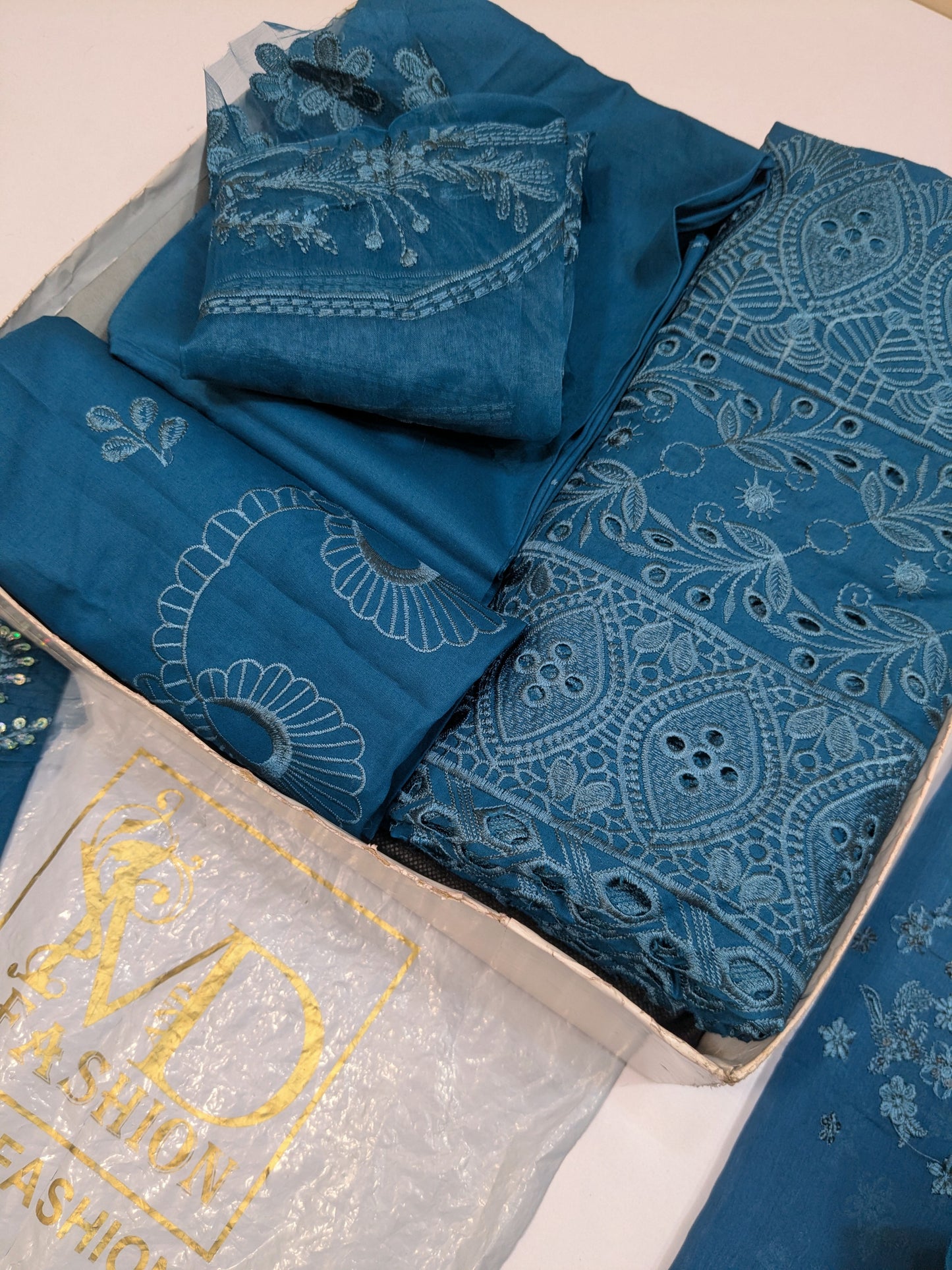 NUREH KHUAWB PREMIUM LAWN WITH PURE CHIFFON