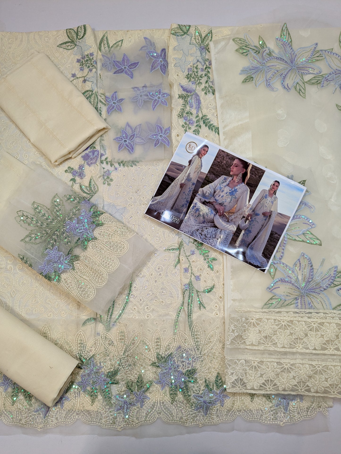 RANG RASIYA NOOREH LUXURIOUS LAWN