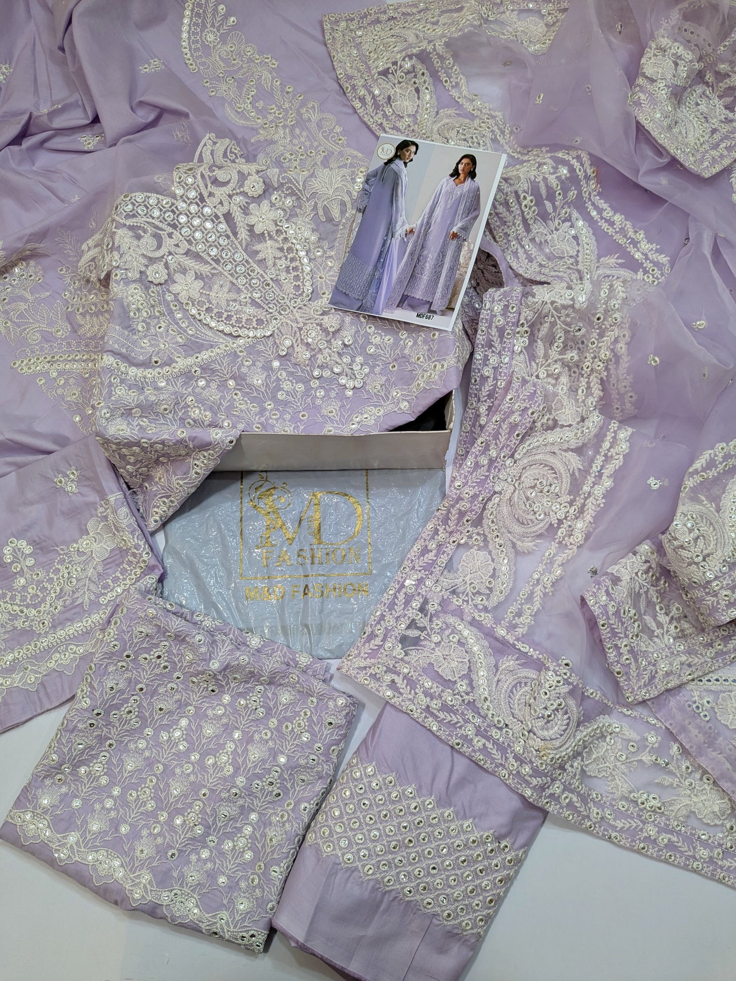 AFROZEH VAELIS LUXURIOUS LAWN FOIL WORK