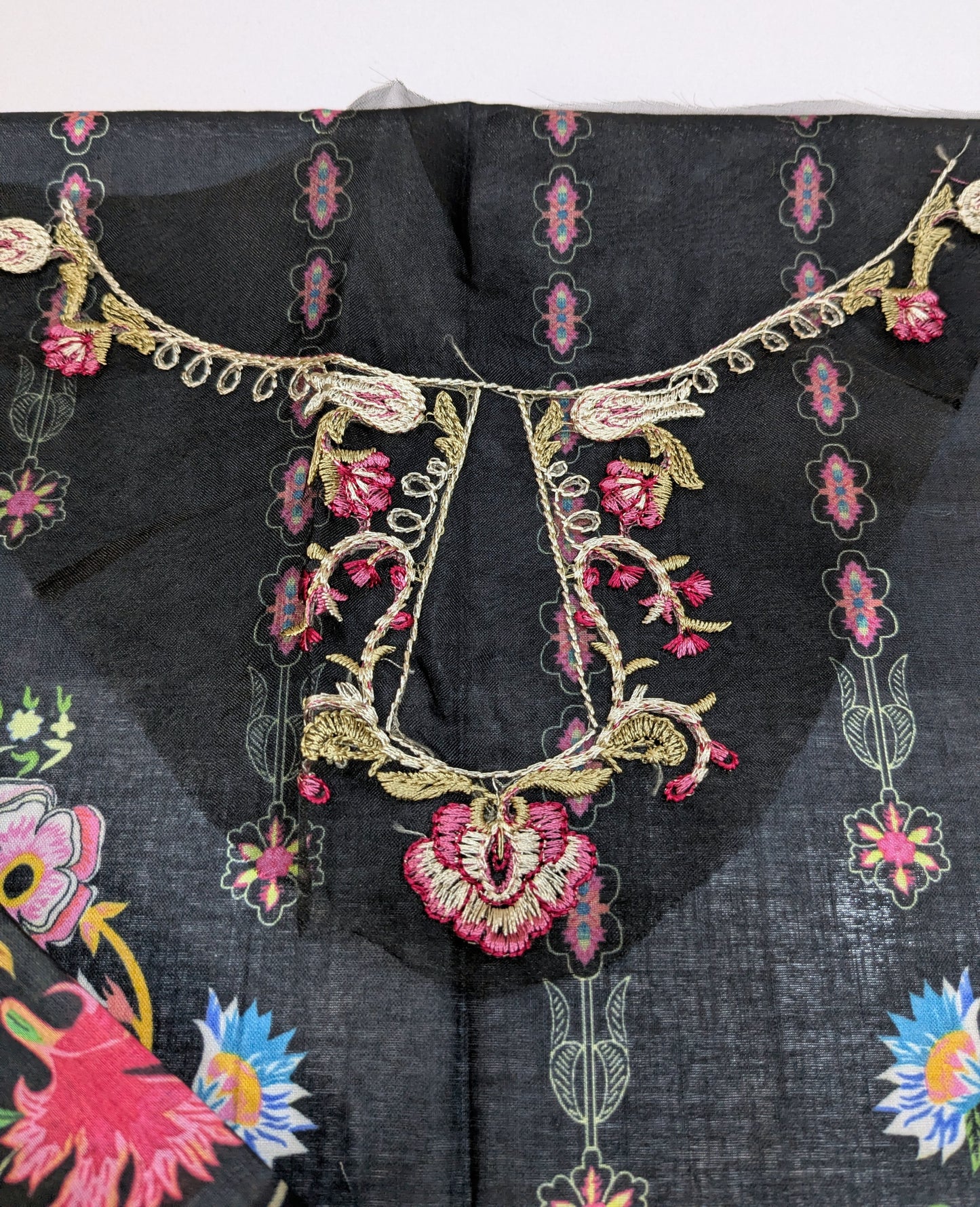 QALAMKAR RIDA BLACK QPRINT EMBROIDERED LAWN