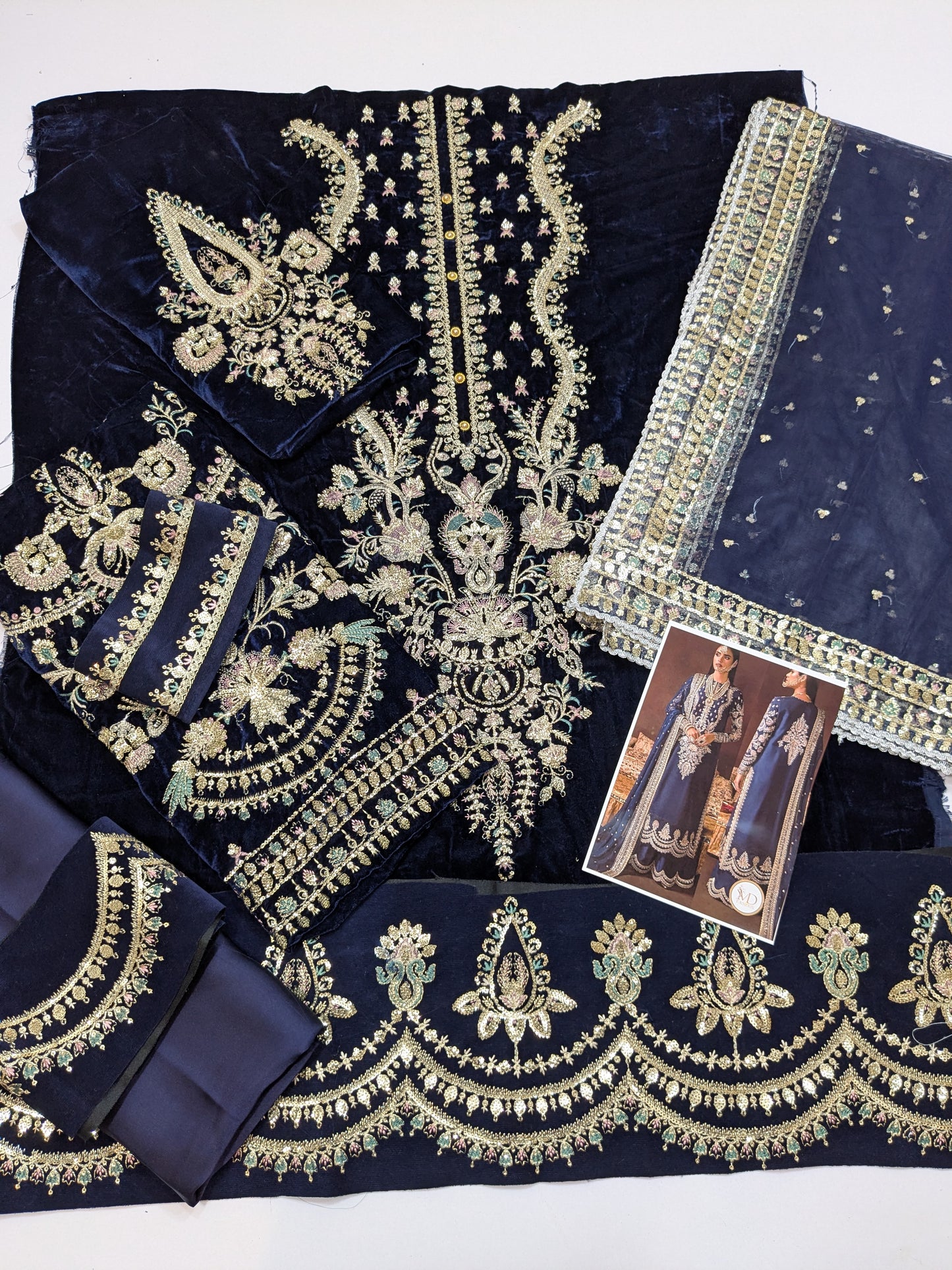 AFROZEH DIVANI MAYA BLUE LUXURIOUS VELVET