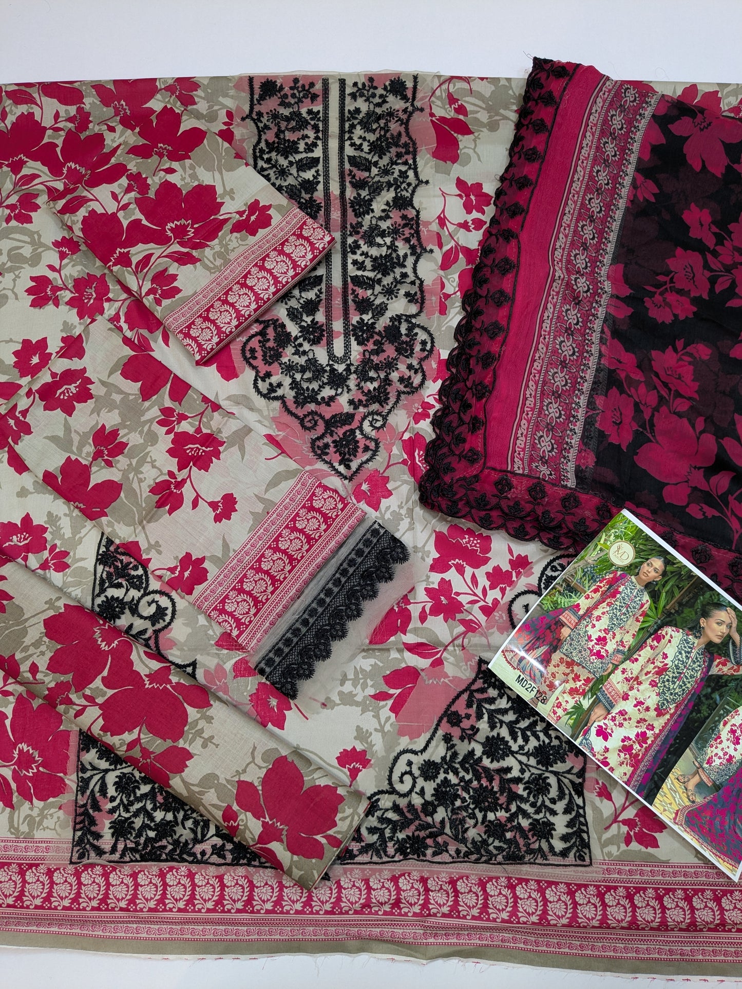 ZAINAB CHOTANI NYSA LAWN PRINTED EMBROIDERED