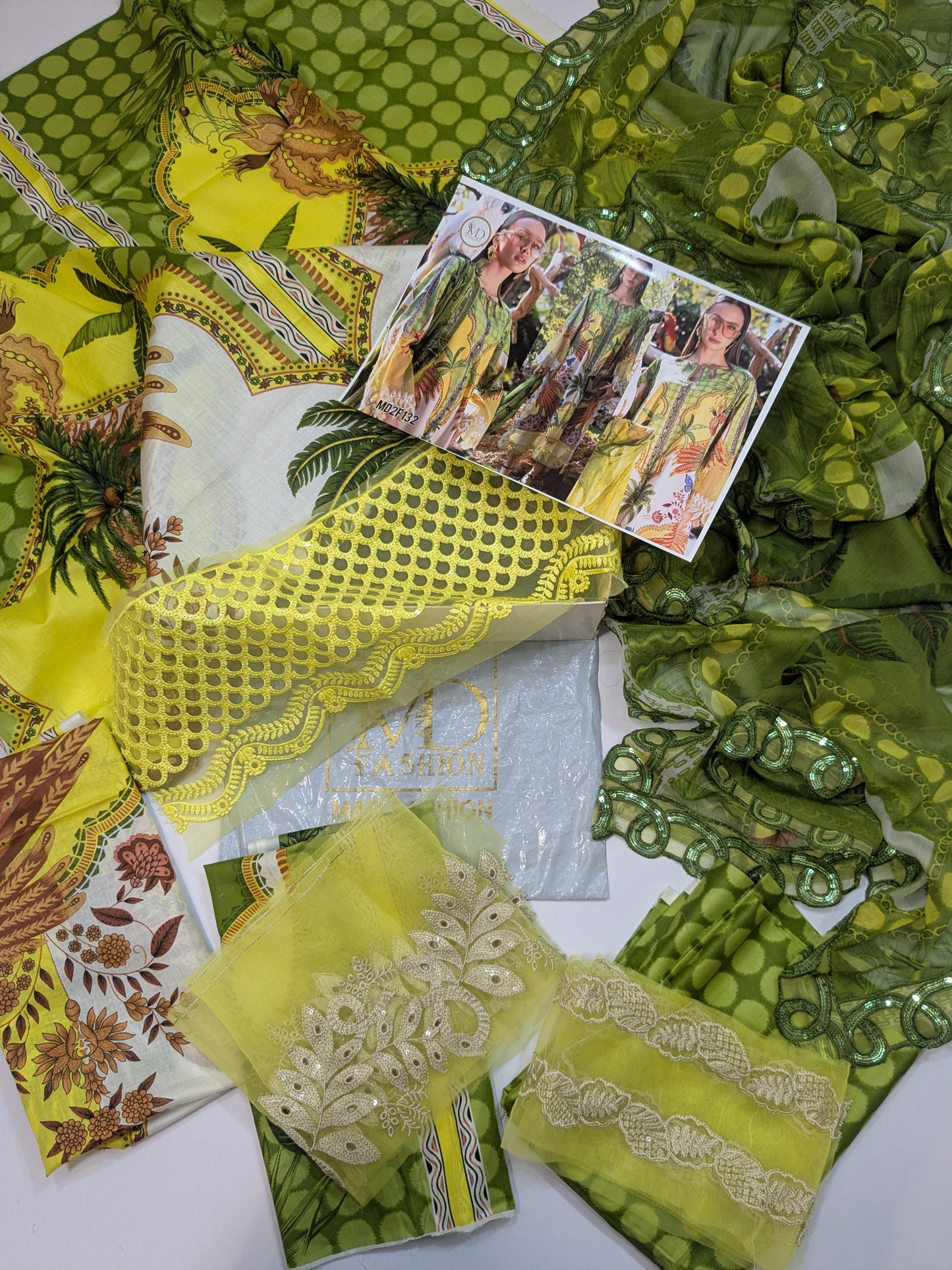 MPRINT MARIAB LAWN 5B DIGITAL PRINTED EMB