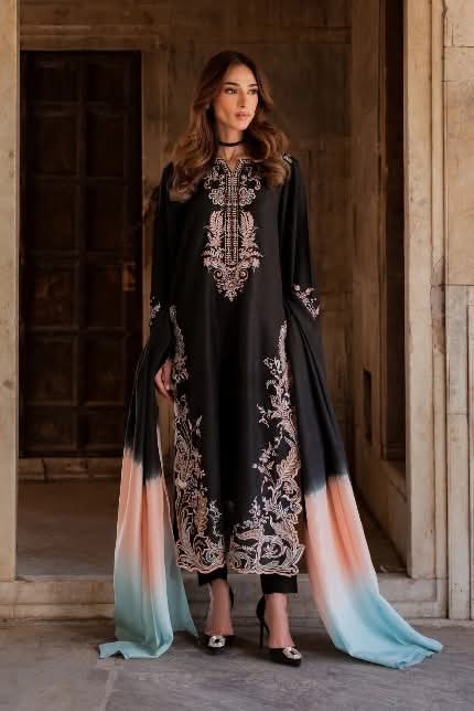 ETHENIC INSPIRED BLACK SILK EMBROIDERED KAFTAAN