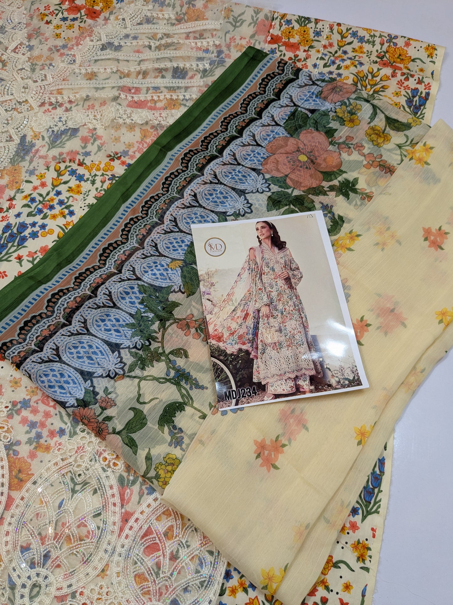 MARIA B LAWN CHIKENKARI PRINTED EMBROIDERED