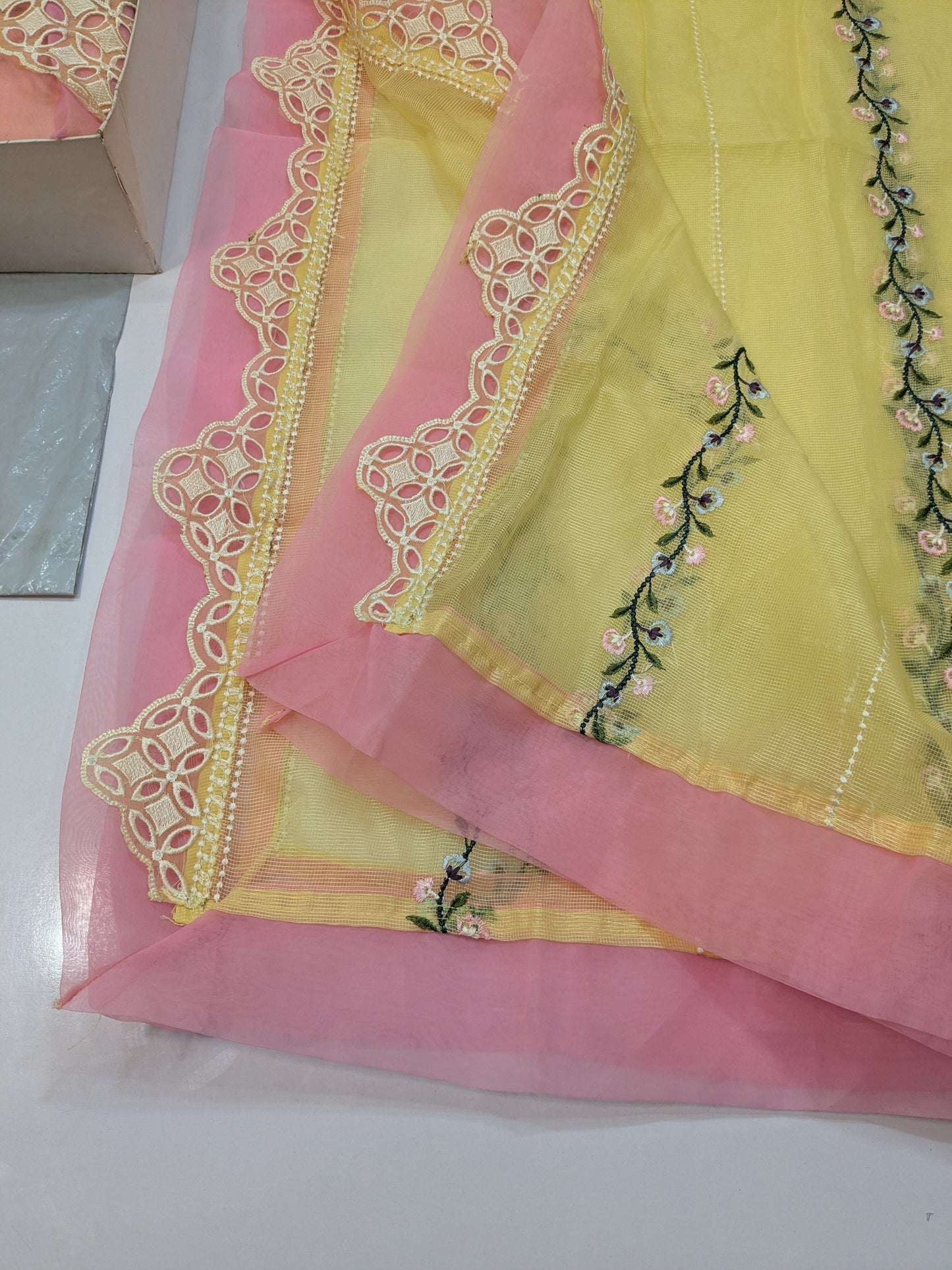 ANEELA LEMON PINK LUXURIOUS LAWN CHIKENKARI