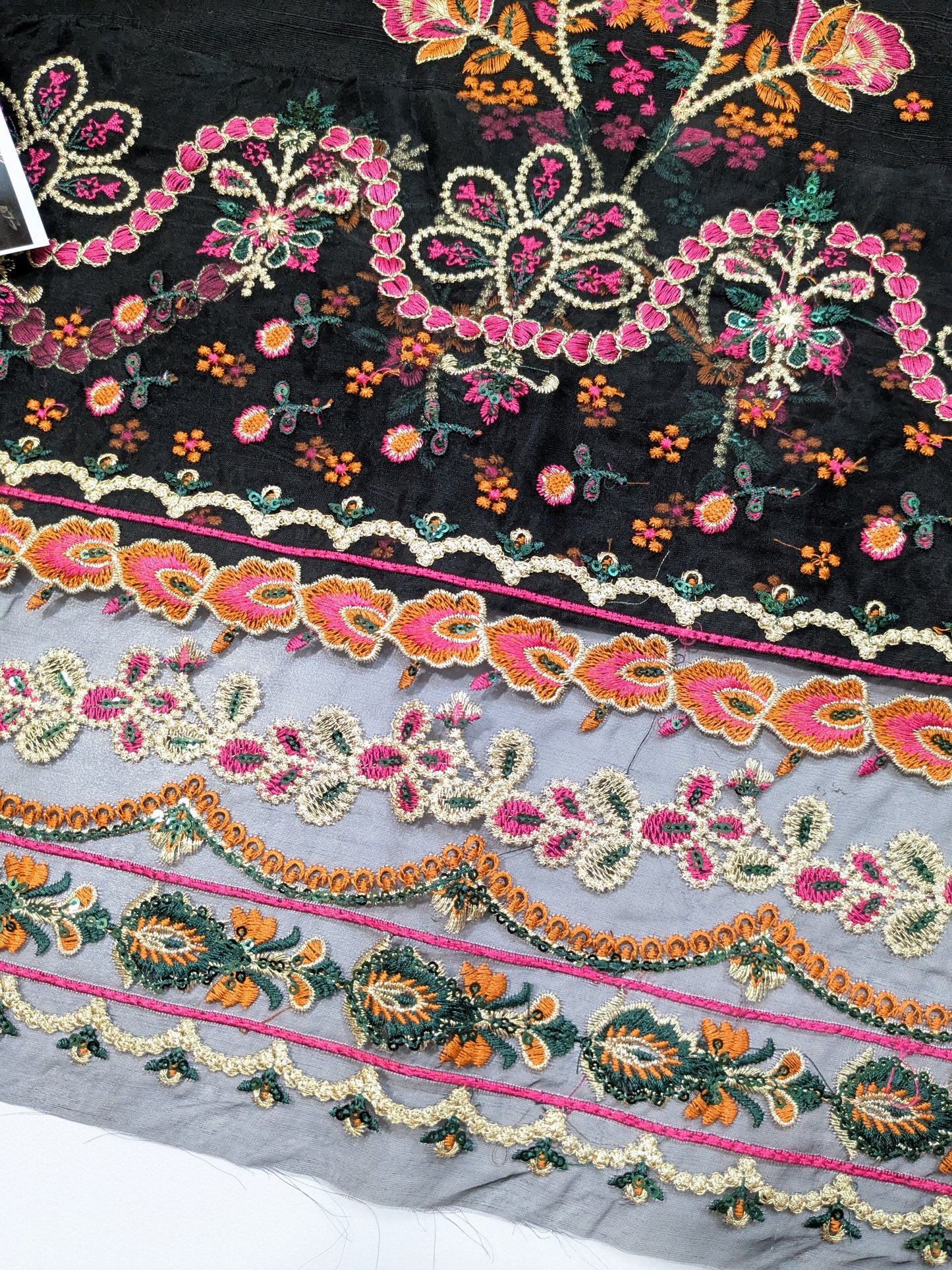 ANEELA KHADDAR EMBROIDERED MOMINA BLACK 3pcs