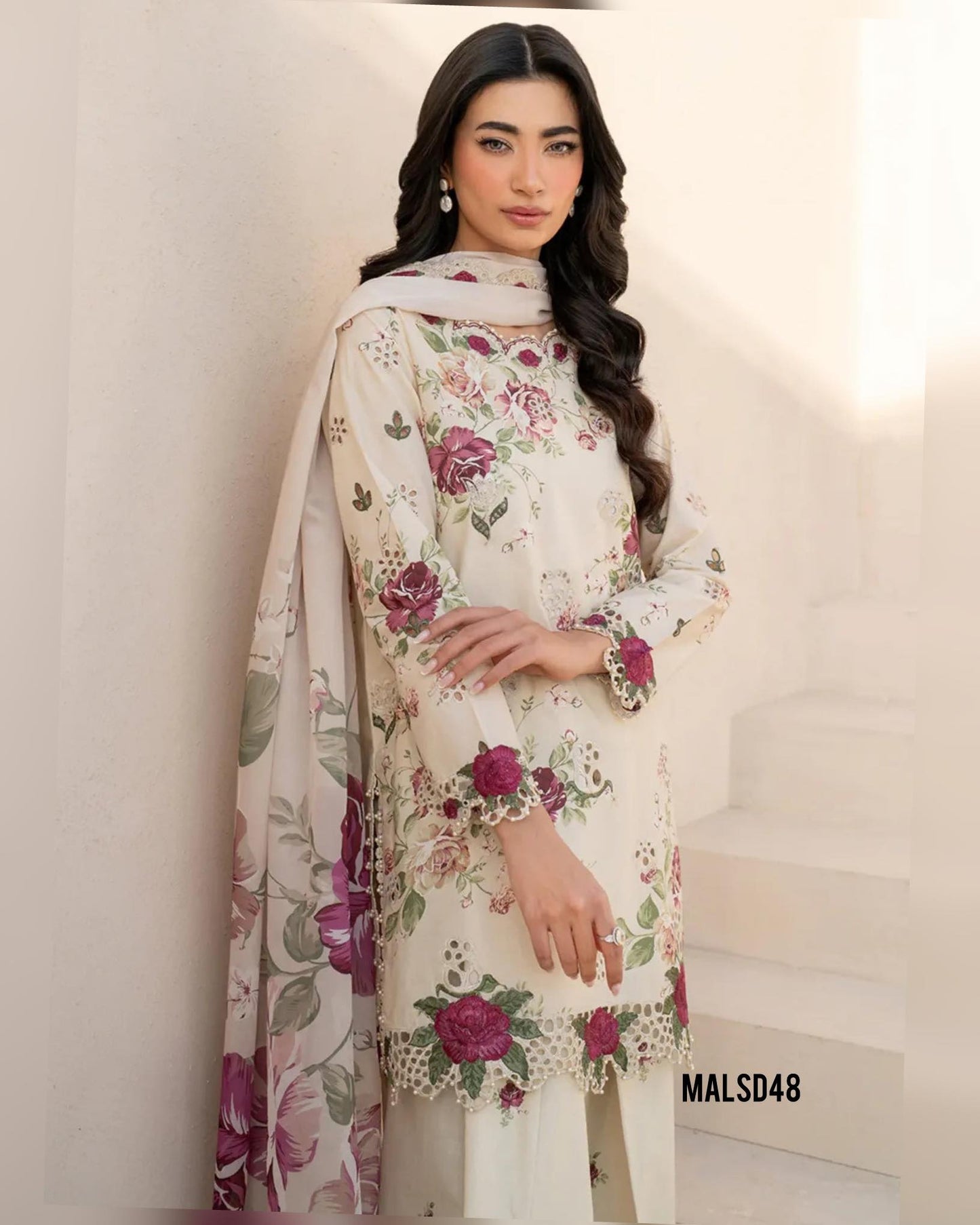IZNIK CHIKENKARI EMB LAWN ROSE PRINT
