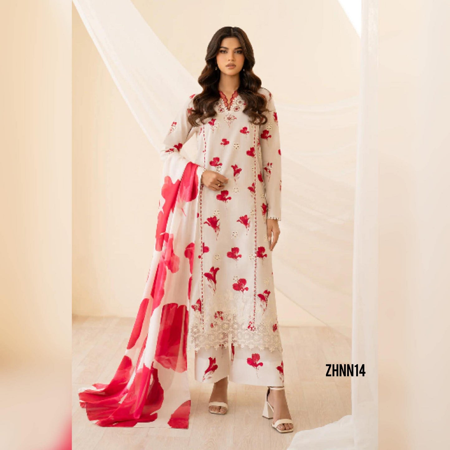 IZNIK LAWN CHIKENKARI EMBROIDERED CREAM WHITE