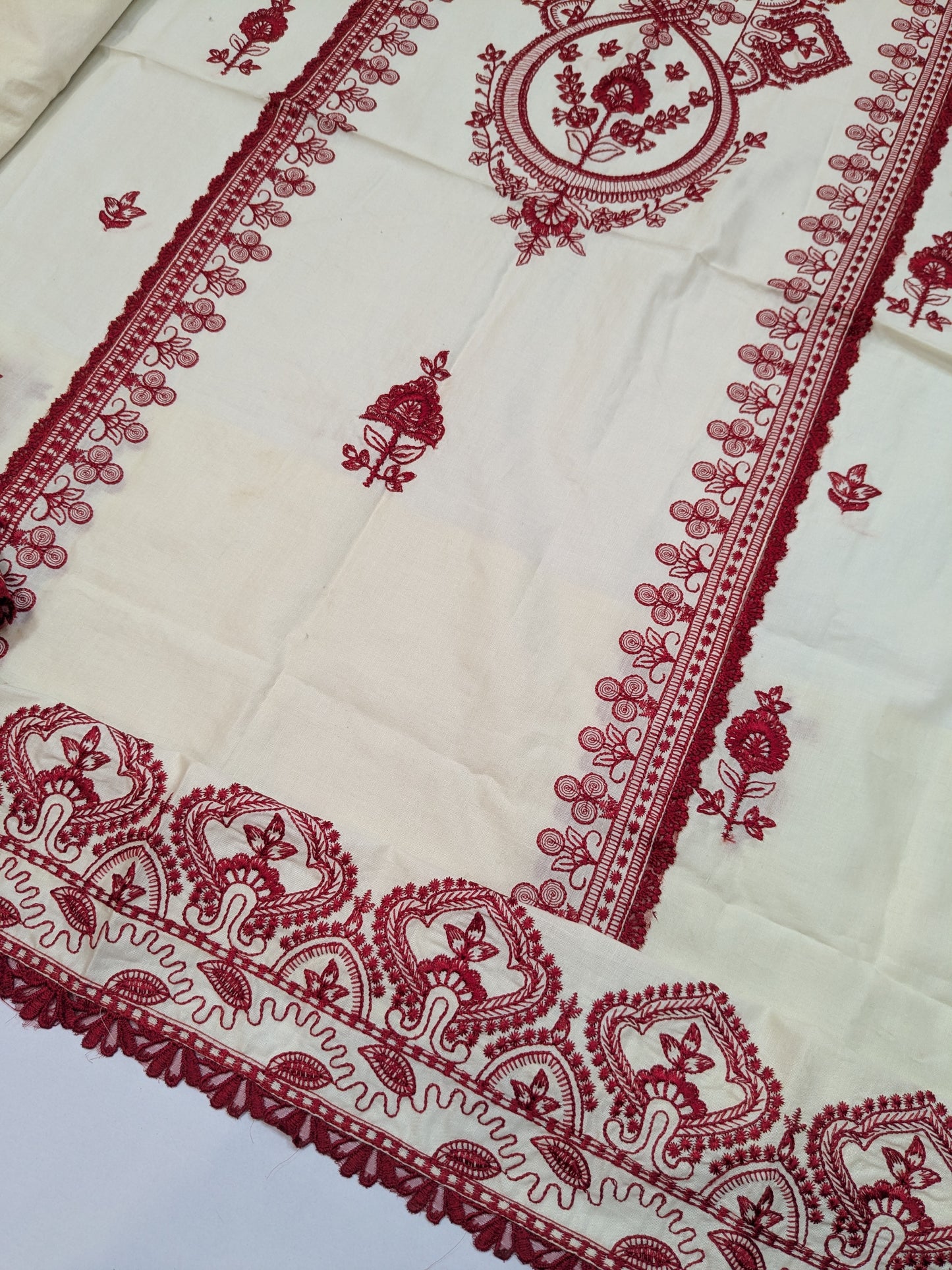 ANEELA RUBY CREAM LUXURIOUS LAWN