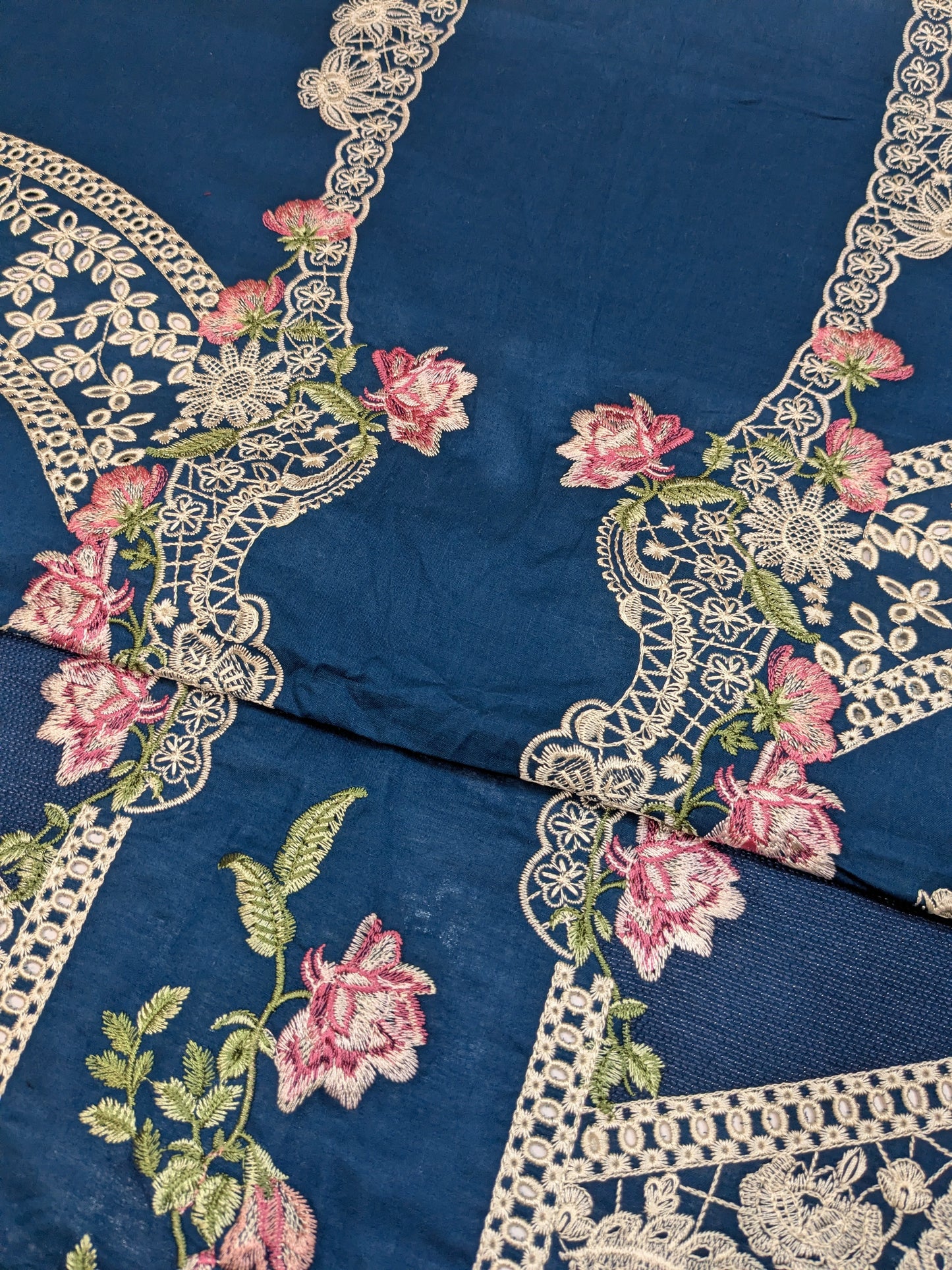 ELAF ELH ZIVA LUXURIOUS LAWN WITH PURE MONARK DUPPATA