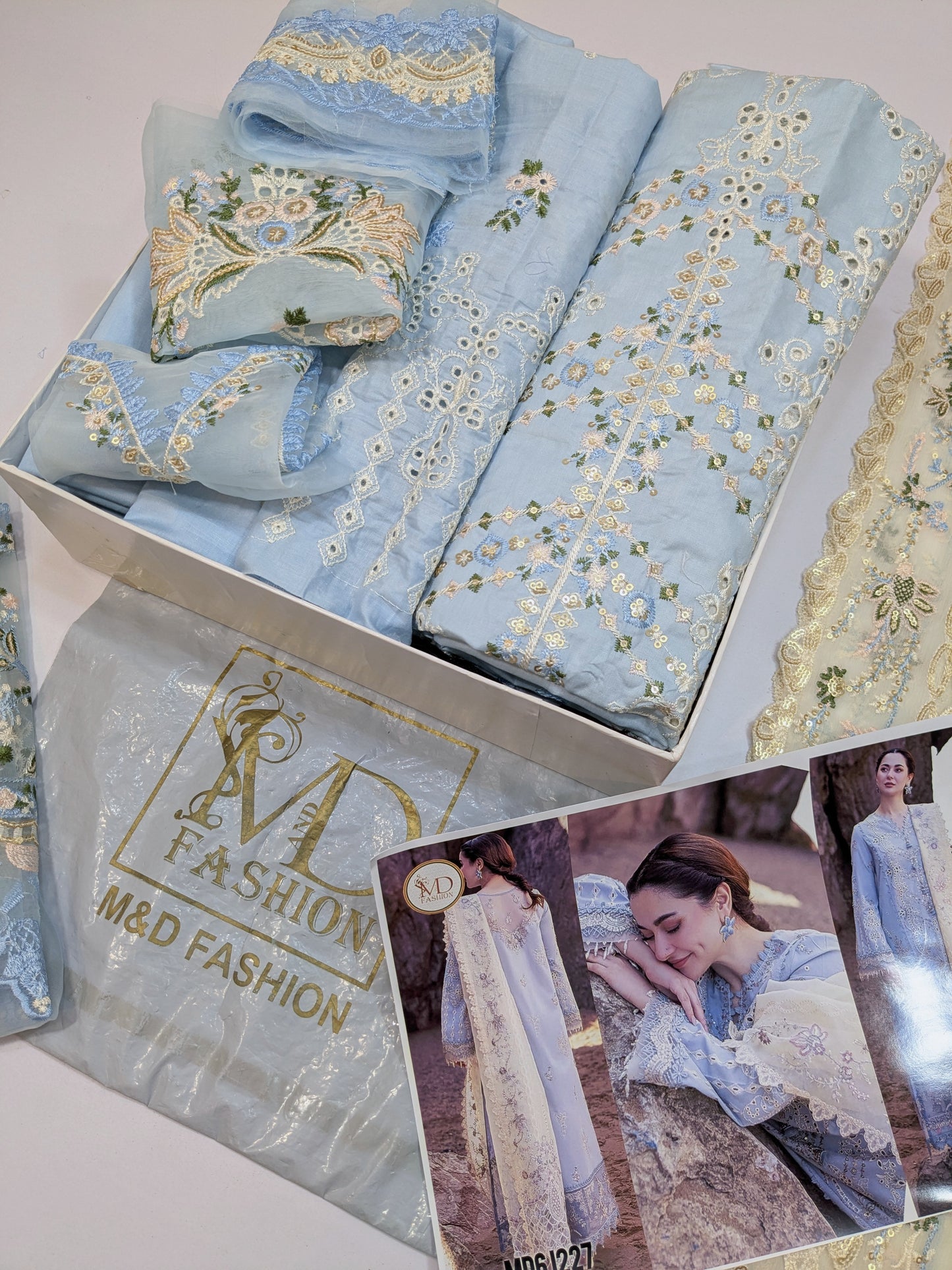QALAMKAR FIRUZE CHIKANKARI LUXURY EMBROIDERED LAWN
