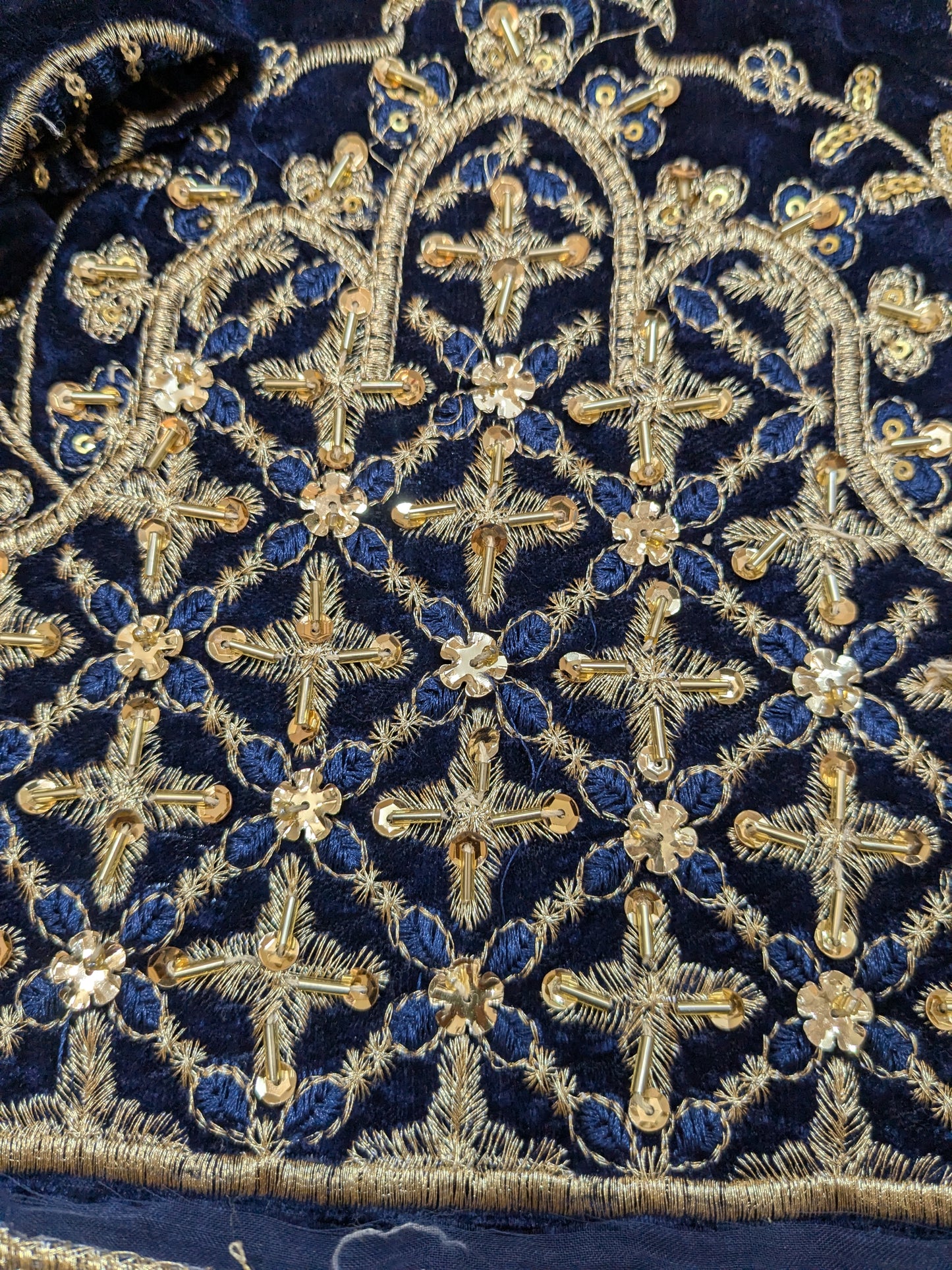 GULAAL INSIYA HAND EMBELLISHED BLUE VELVET 3PC