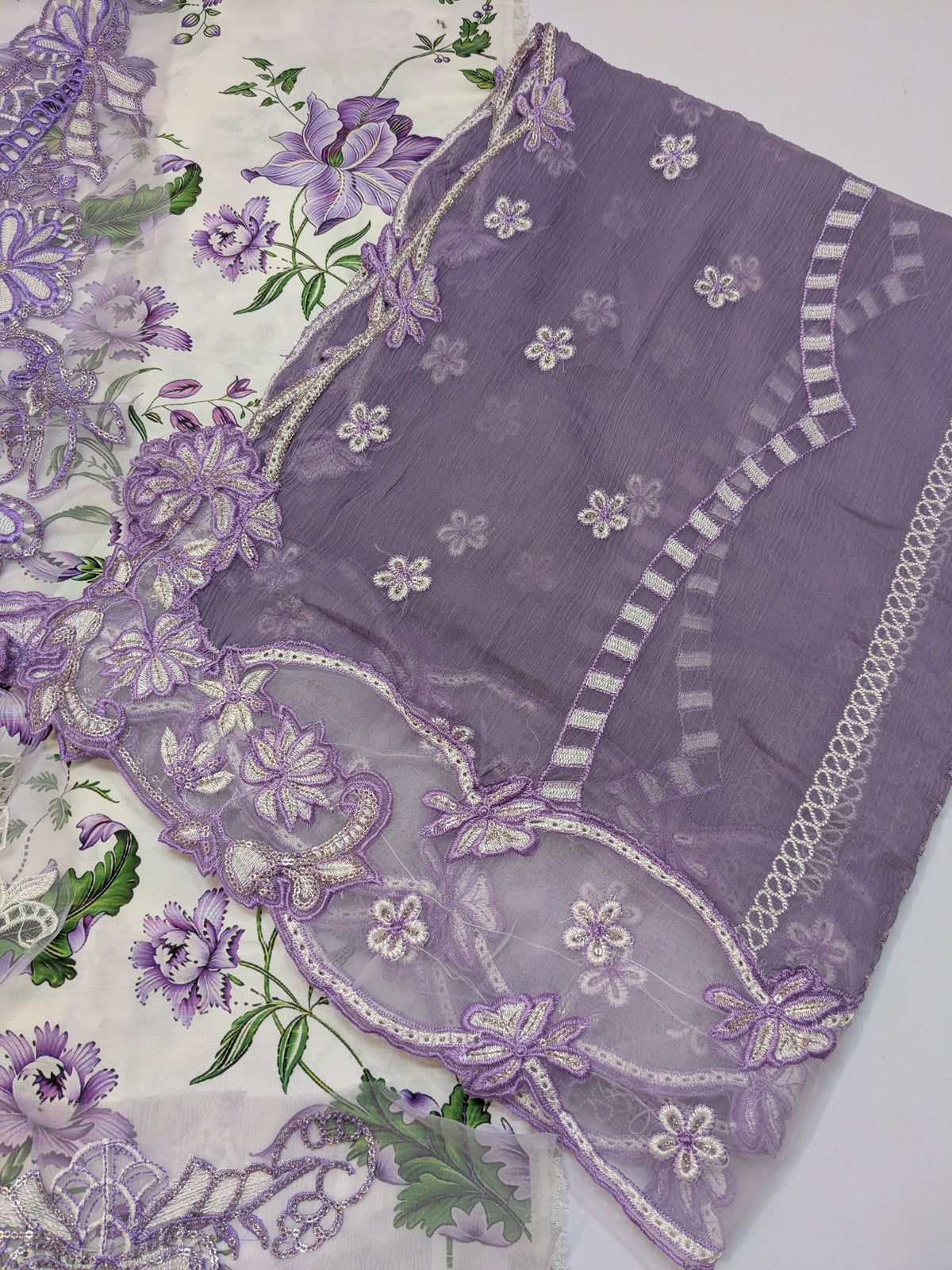 NUREH INSPIRED SWISS LAWN WITH EMBROIDERED CHIFFON DUPPATA