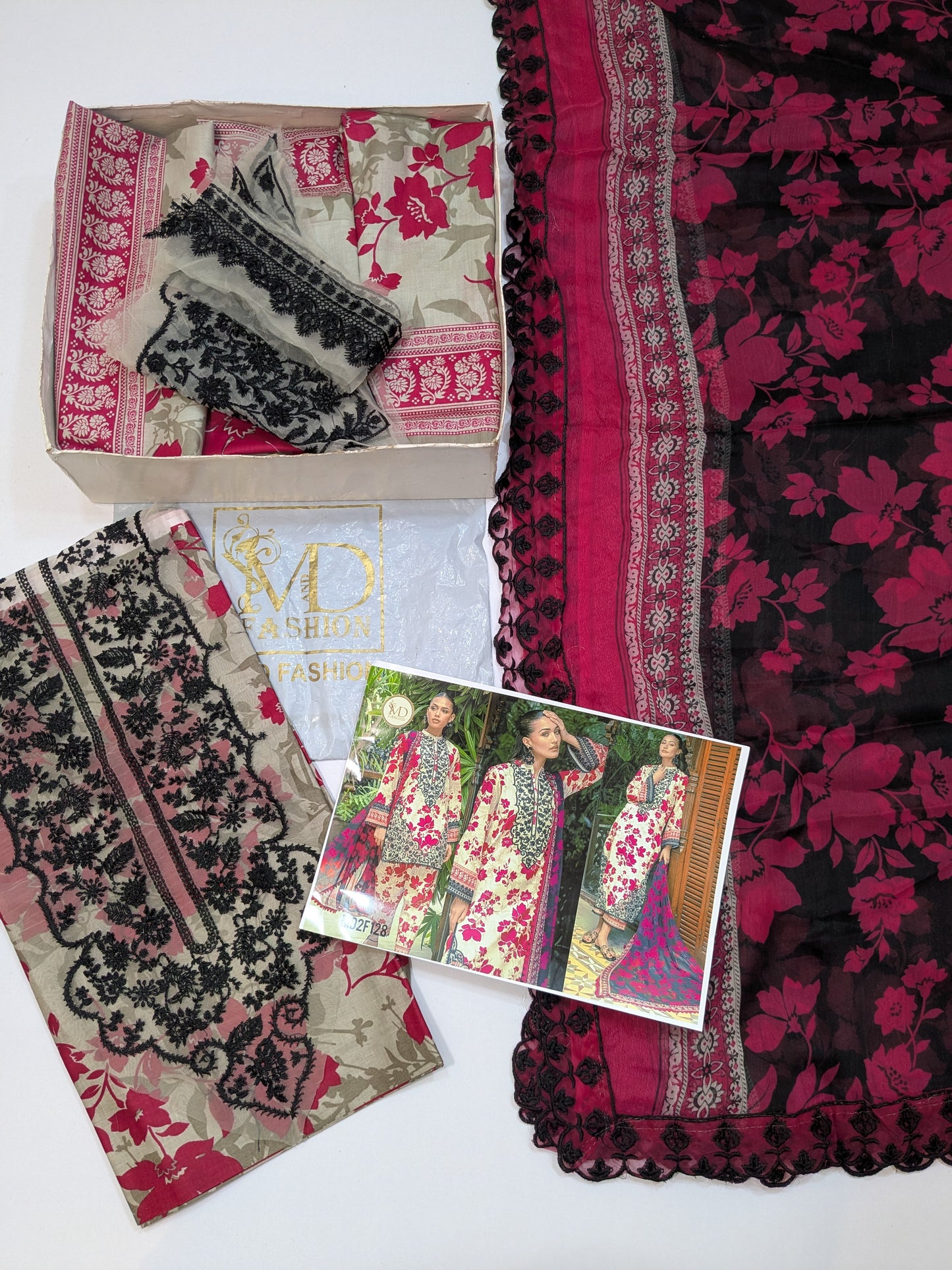 ZAINAB CHOTANI NYSA LAWN PRINTED EMBROIDERED