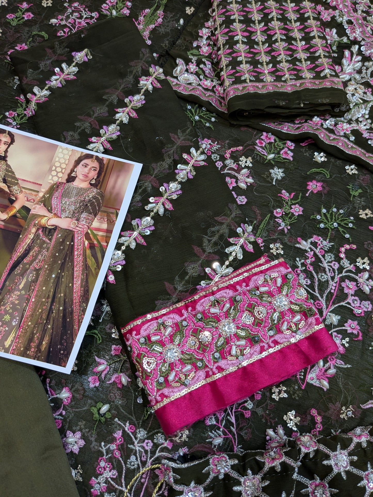 NEELO ZAITUN BEGUM PREMIUM EMBROIDERED MAXI LAHENGA