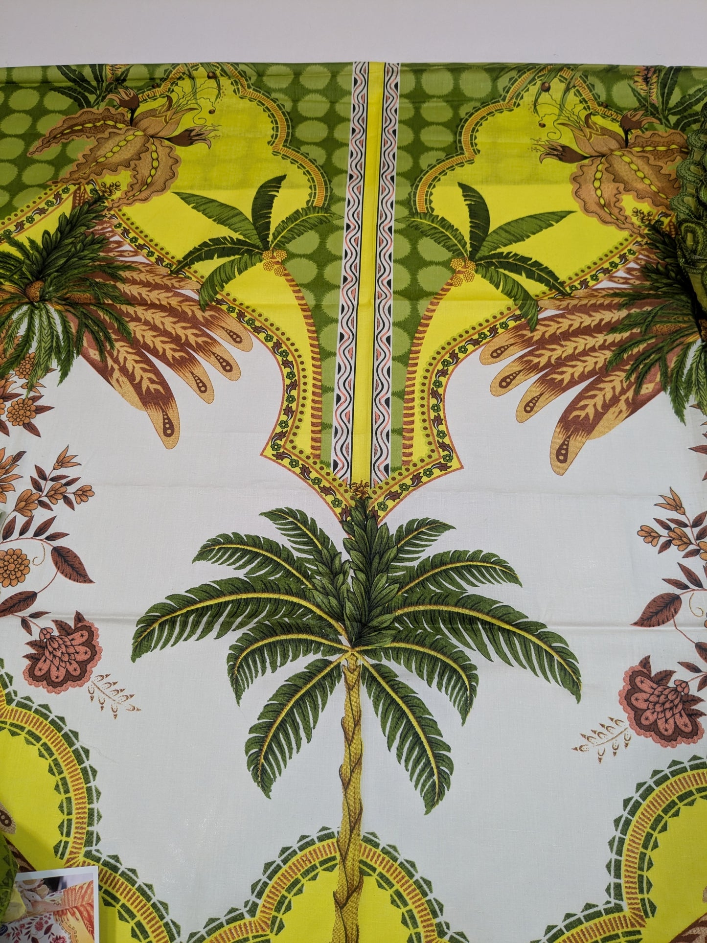 MPRINT MARIAB LAWN 5B DIGITAL PRINTED EMB