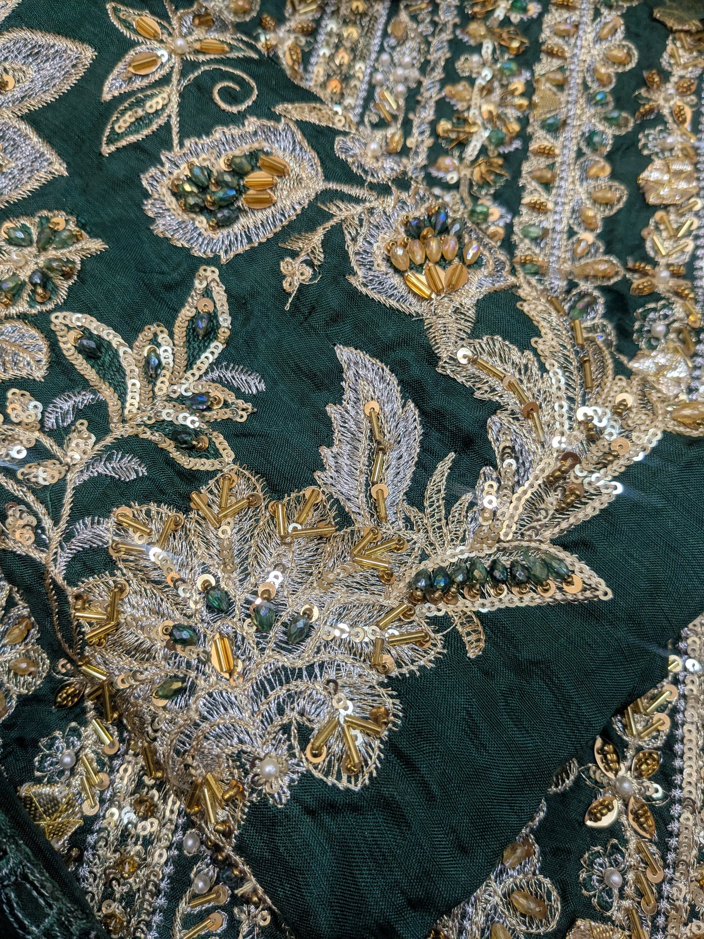 SANA SAFINAZ GREEN PREMIUM RAW SILK HAND EMBELLISHED 3 PIECE