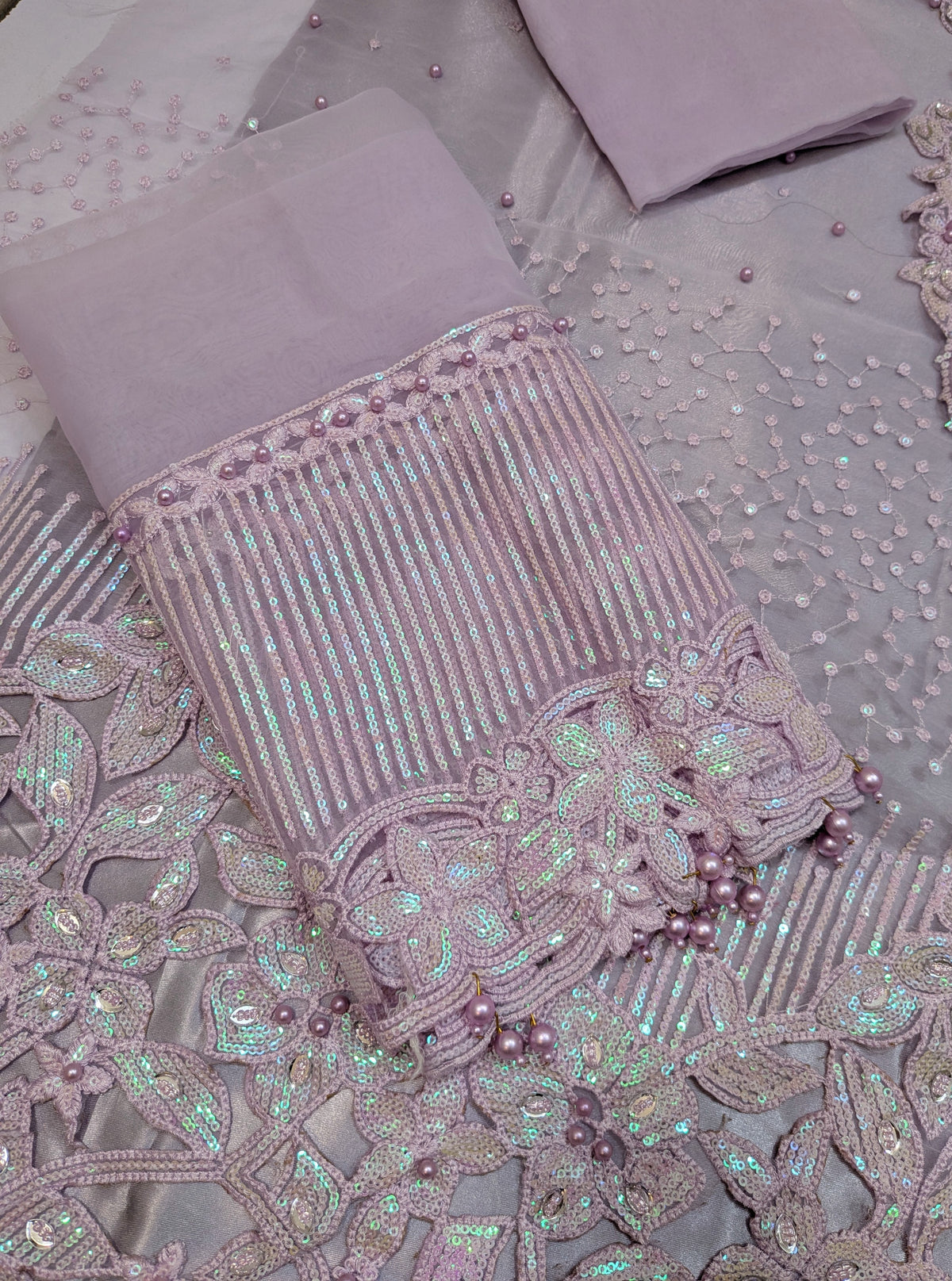 BAROQUE PEARL LAVENDER ORGANZA EMBROIDERED