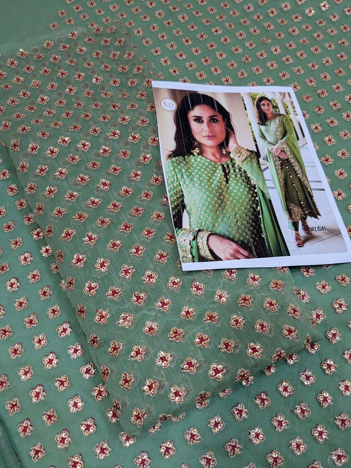 KAREENA KAPOOR GREEN ARPITA MEHTA CHIFFON DRESS