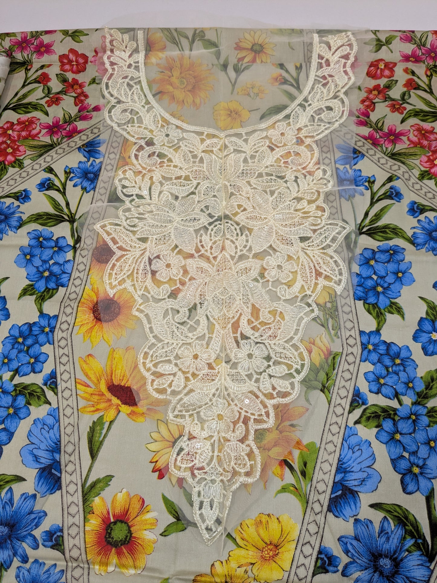 MARIA B SUNFLOWER PEACH26 MPRINT LAWN