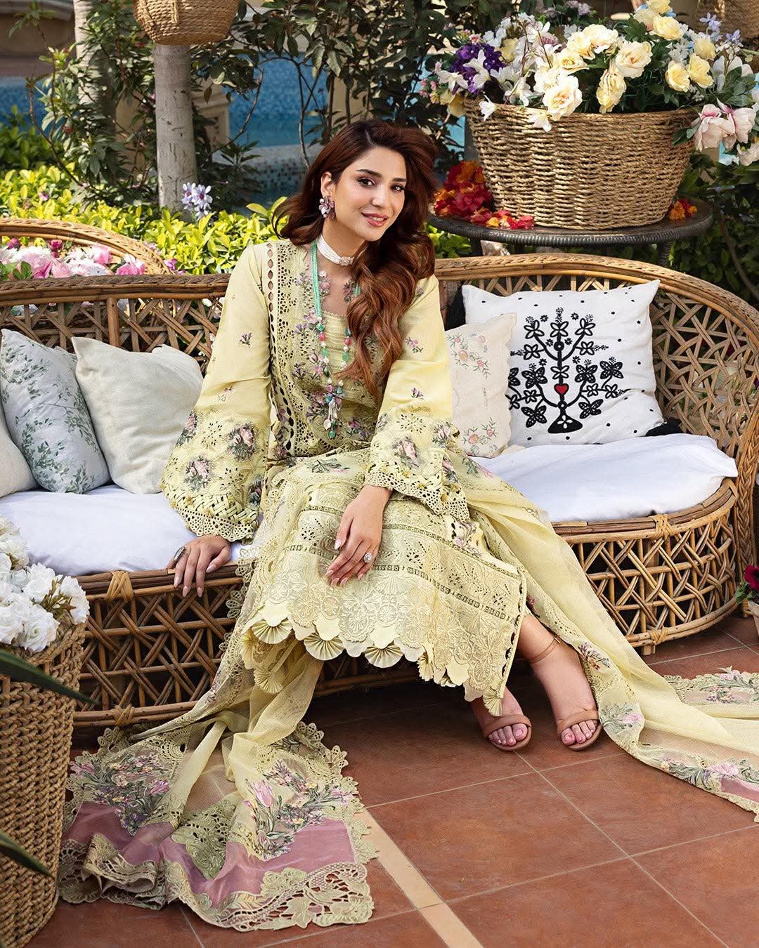 ELAF RAMSHA LUXURIOUS EMBROIDERED LAWN