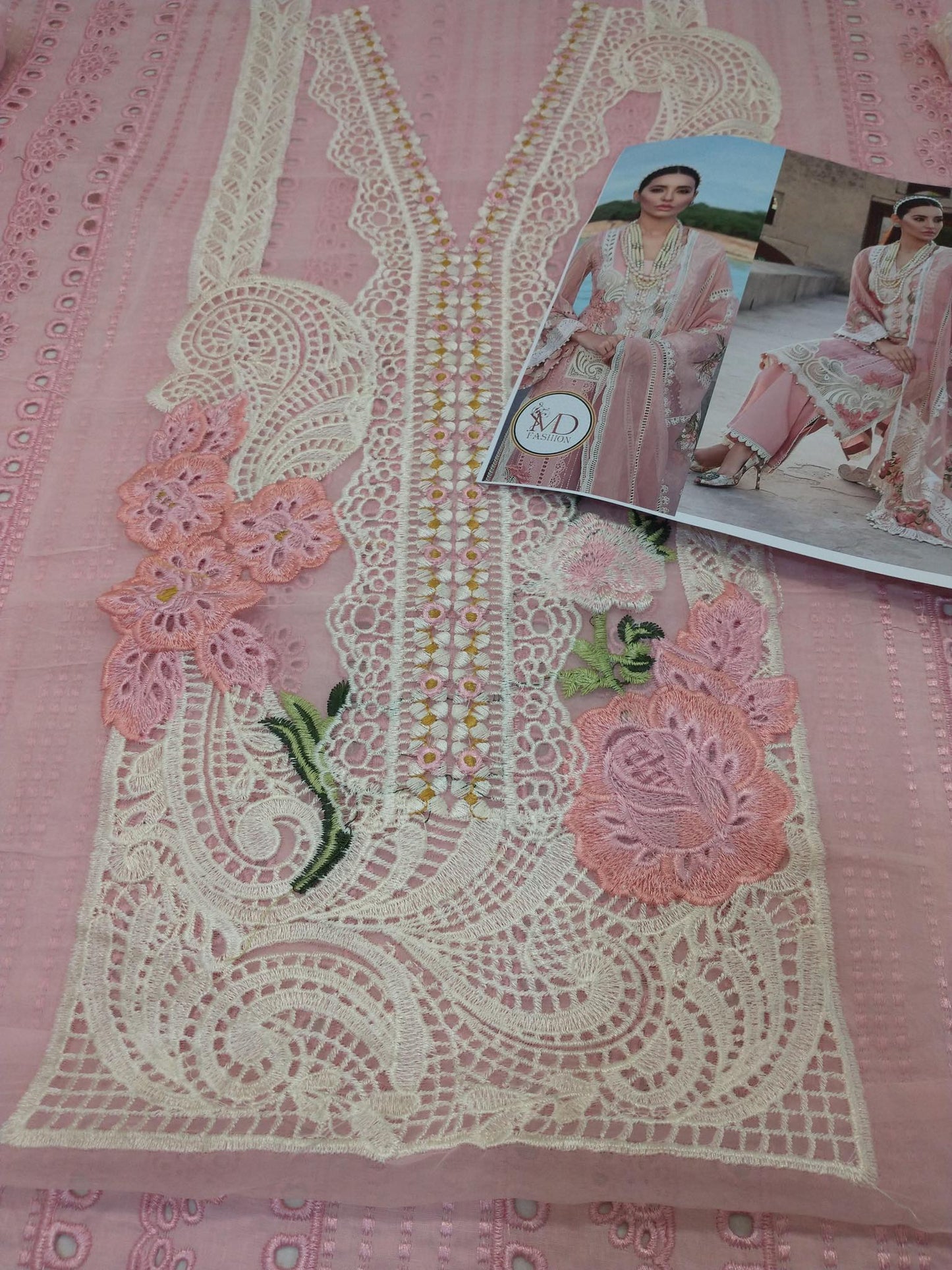 CRIMSON ROSE LUXURIOUS CHIKENKARI LAWN