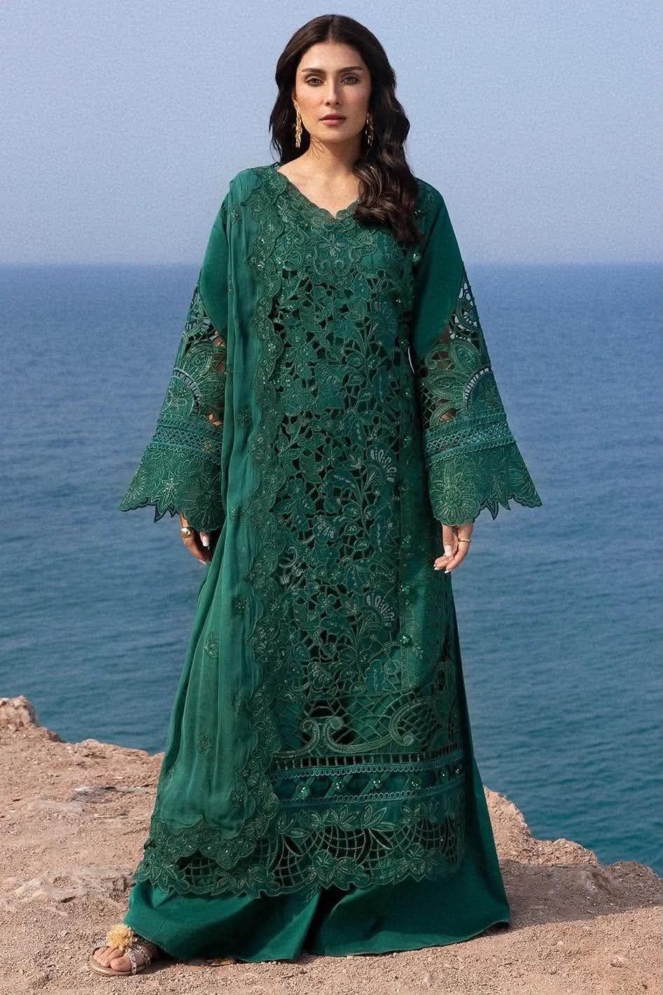 MAHNUR GREEN LUXURIOUS CHIKENKARI LAWN