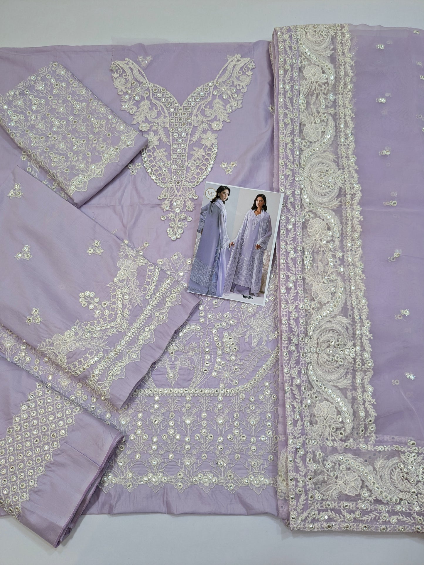 AFROZEH VAELIS LUXURIOUS LAWN FOIL WORK