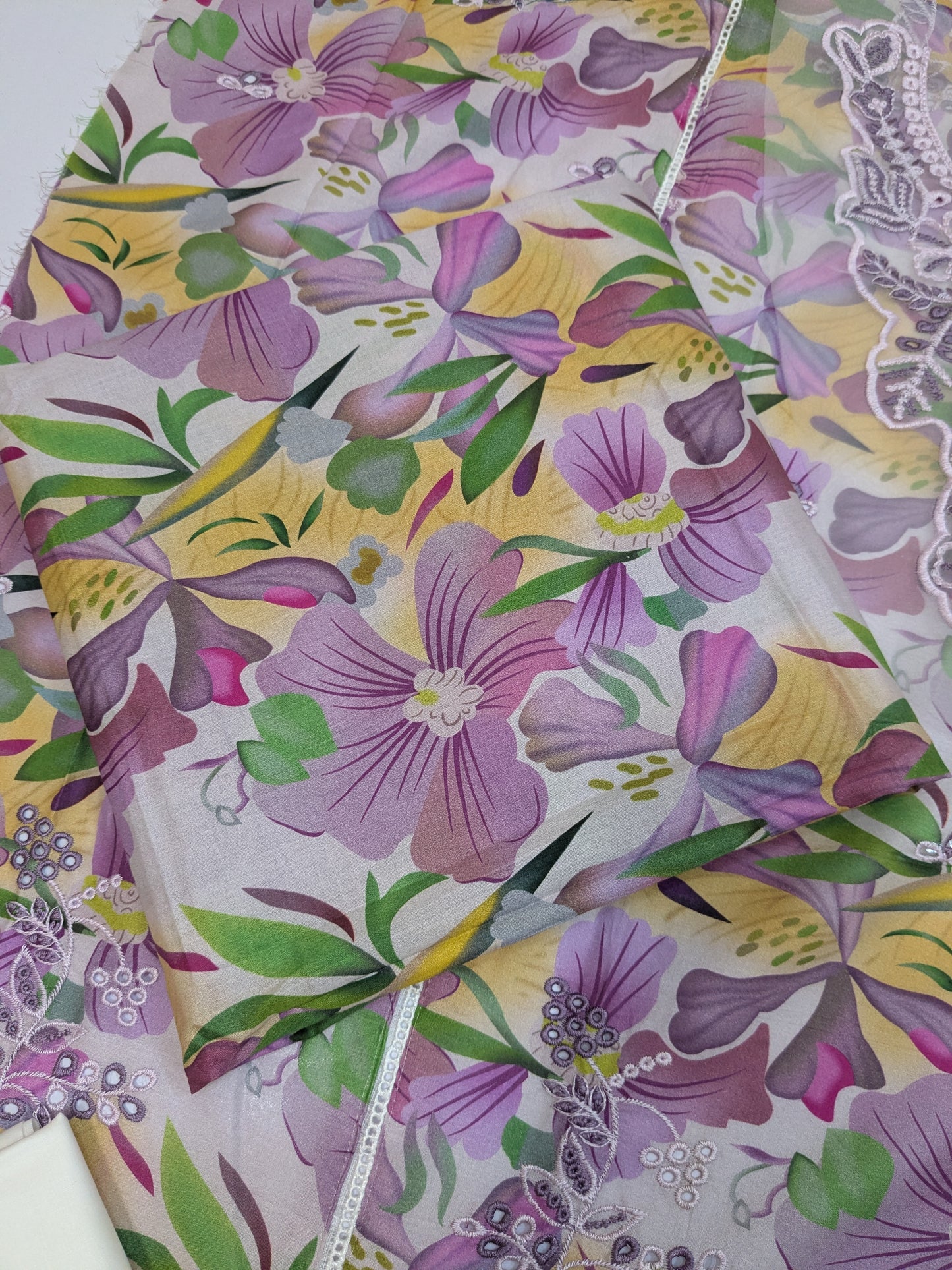 COCO RANG RASIYA LAWN PASTEL CHIKENKARI EMBROIDERED