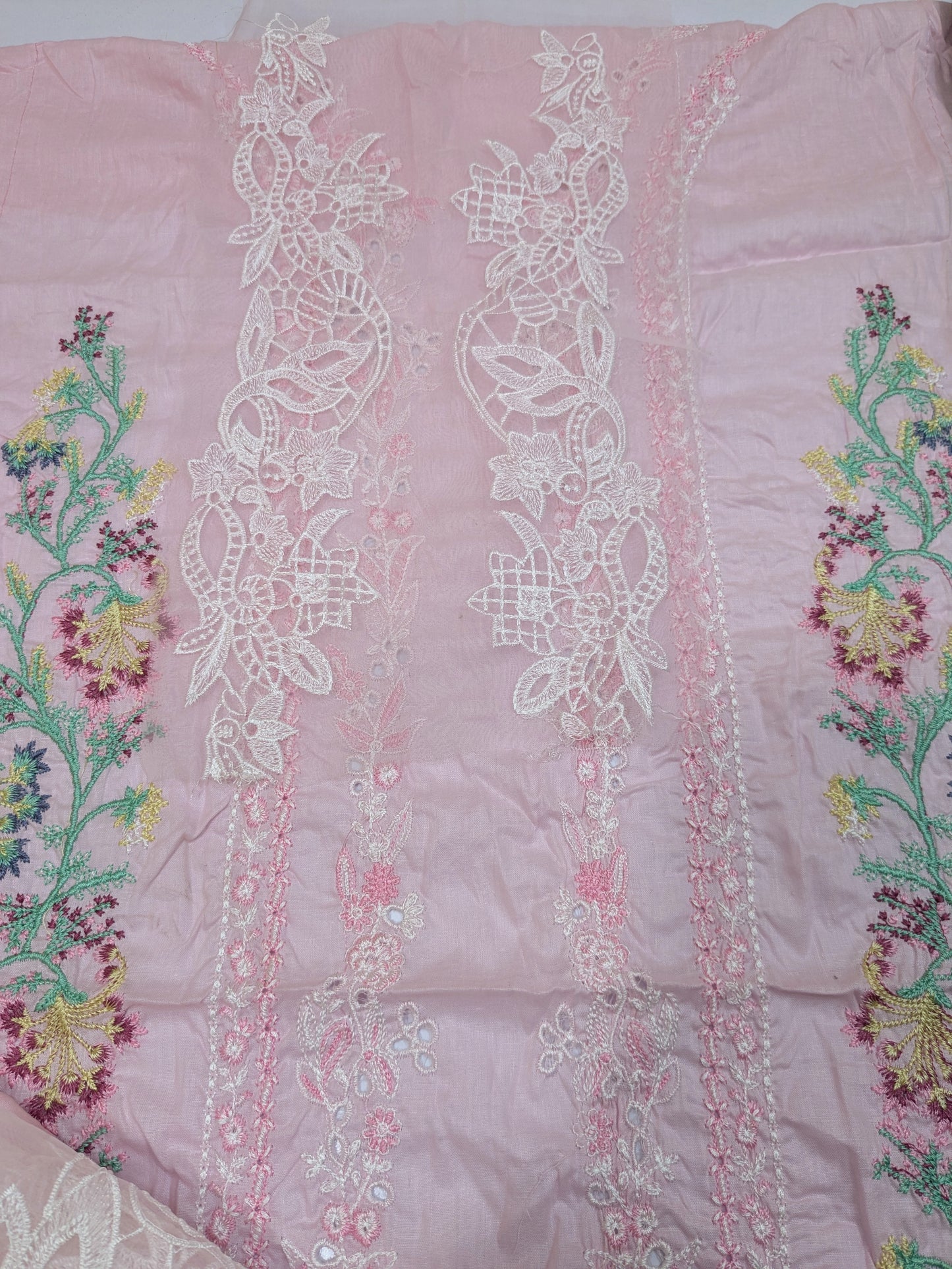 MUSHQ AMMARA CHIKENKARI LAWN EMBROIDERED