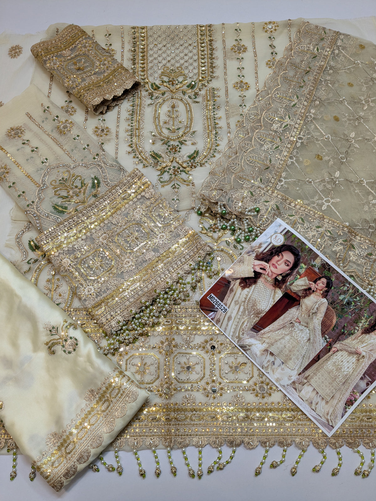 AKBAR ASLAM INSPIRED MEHRUNISA LUXURIOUS GHARARA