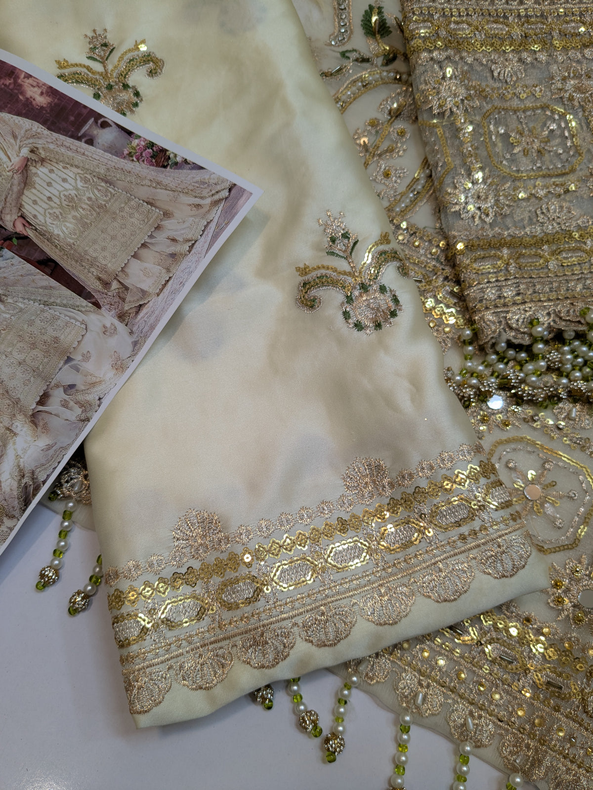 AKBAR ASLAM INSPIRED MEHRUNISA LUXURIOUS GHARARA