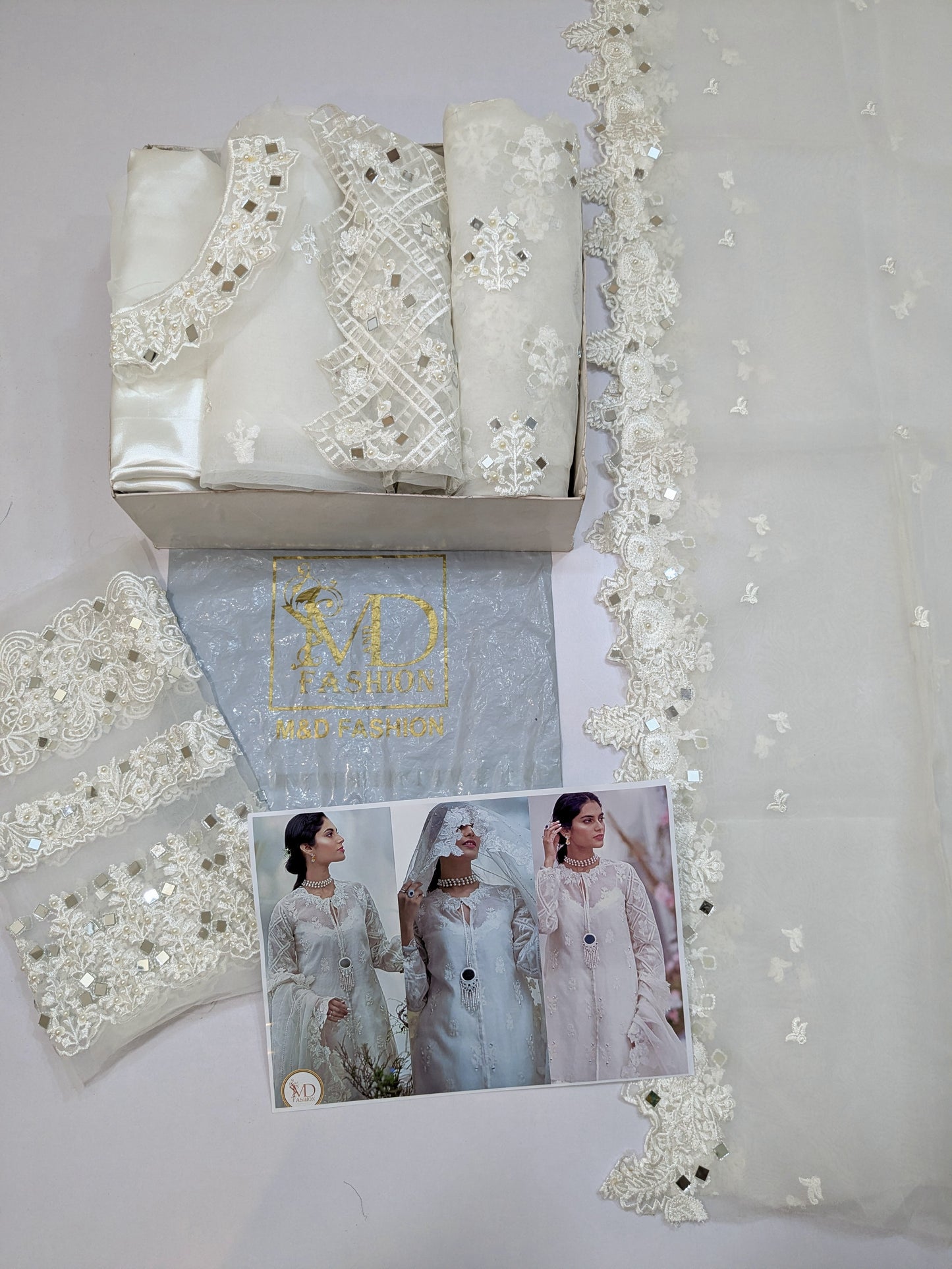 ZAINAB SALMAN WHITE MIRROR WORK 3PCS UNSTICH