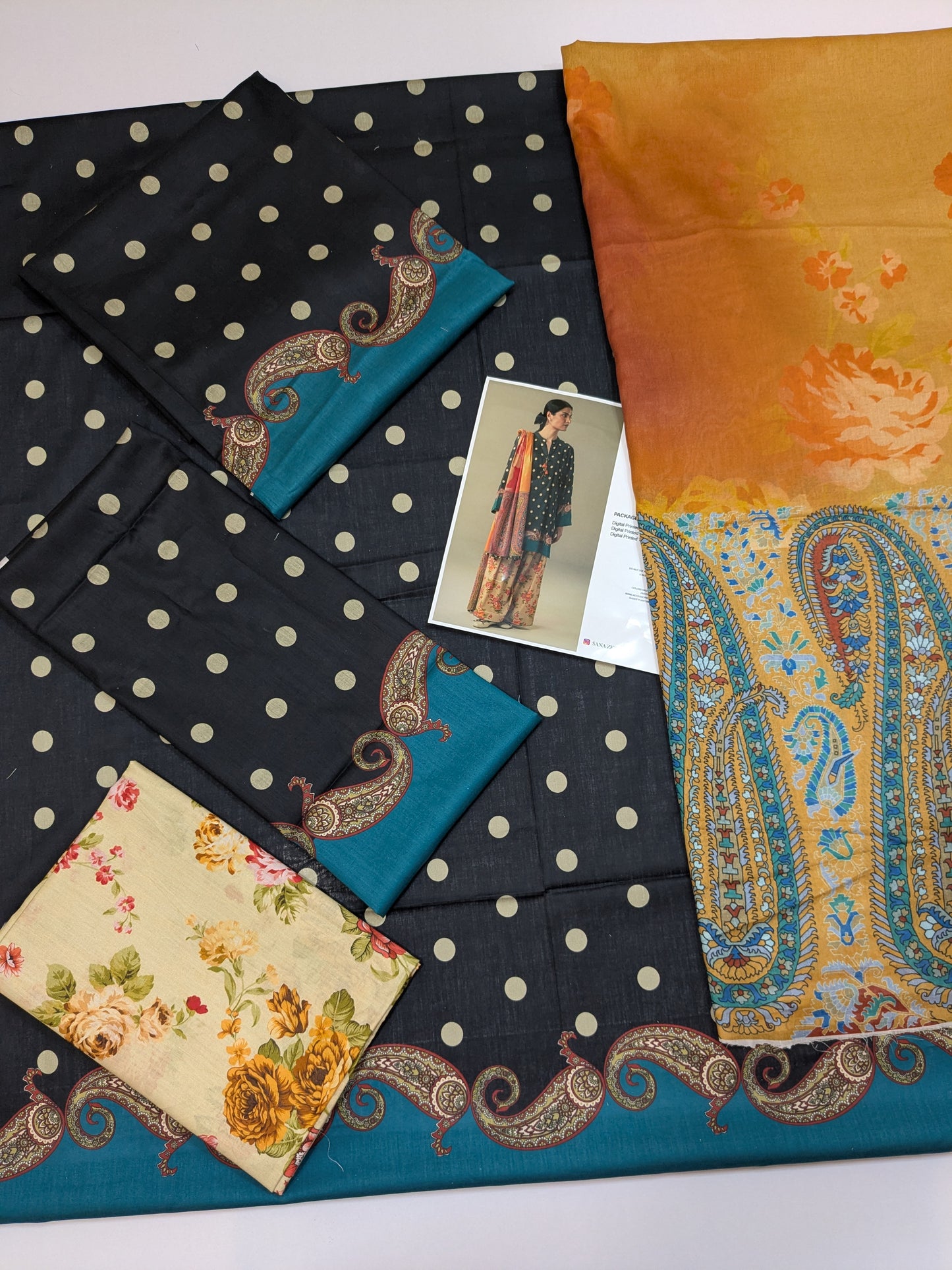 COCO BY ZARA SHAHJAHAN OAPER MOON DIGITAL PRINT LAWN DUPPATA