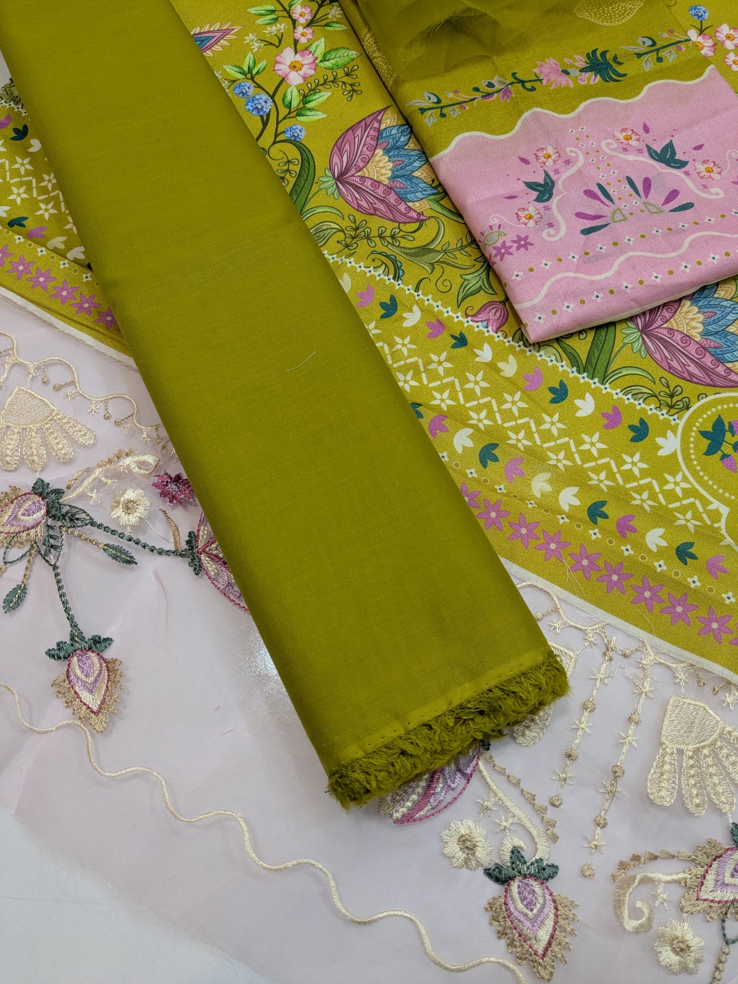 QALAMKAR SIAN DHANI QPRINT EMBROIDERED LAWN