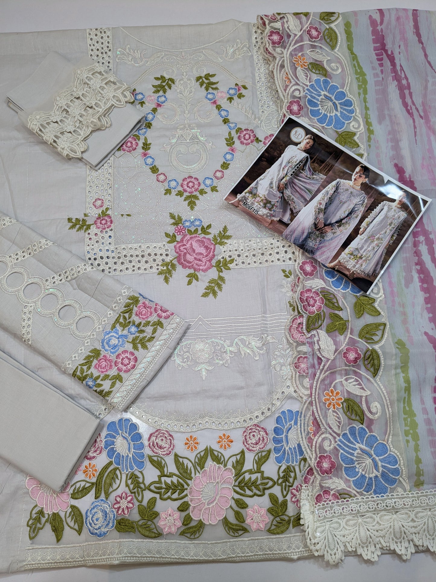 PARISHAY SYRA PEARL WHISPER LUXURY LAWN