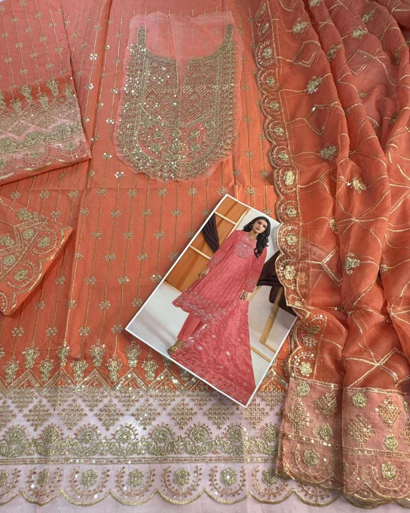 Tawwakal Lawn peach heavy embroidered with chiffon duppata